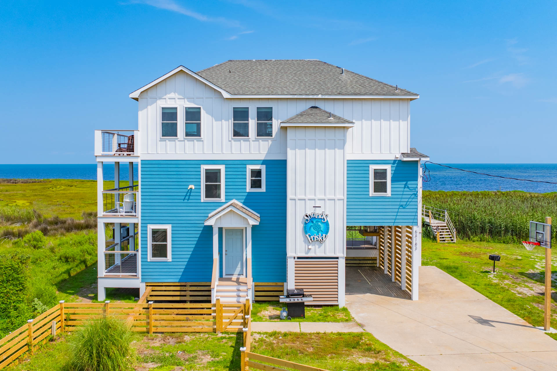 Surf Or Sound Realty 506 Sounds Frisky Exterior 6