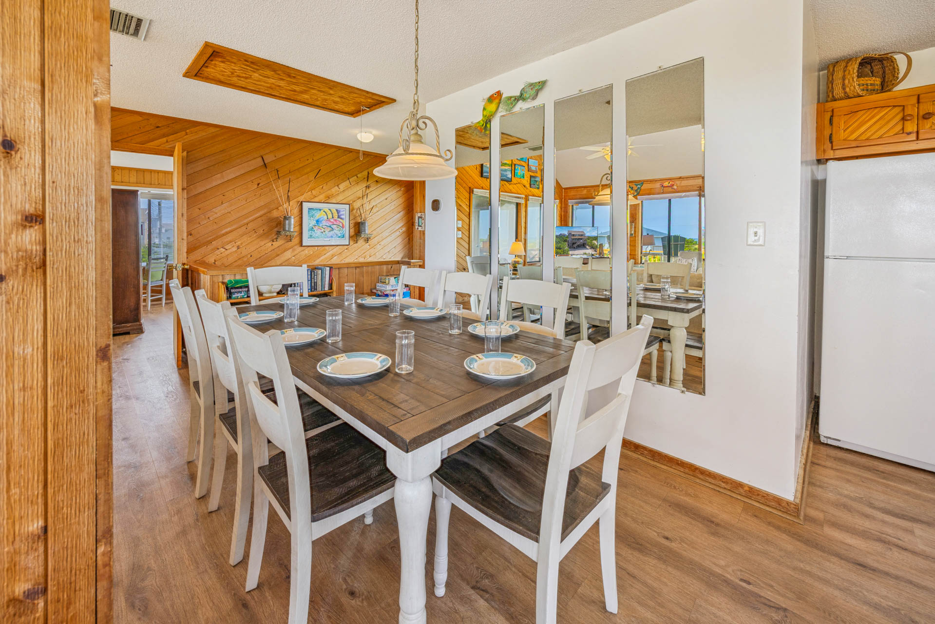 Surf Or Sound Realty 958 Second Wind Avon Dining Area 1