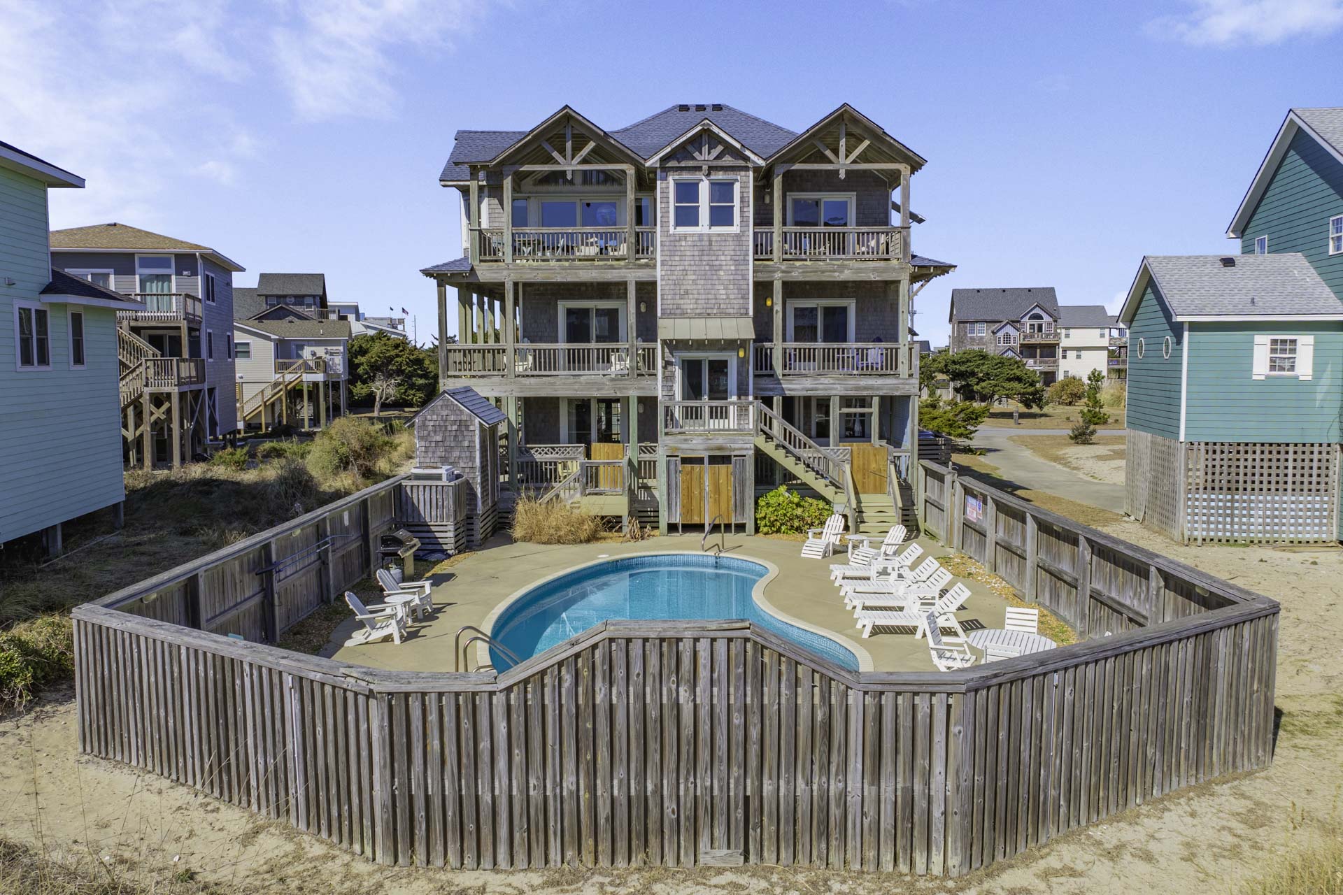 Surf Or Sound Realty 1232 Hatteras Memories Exterior 8