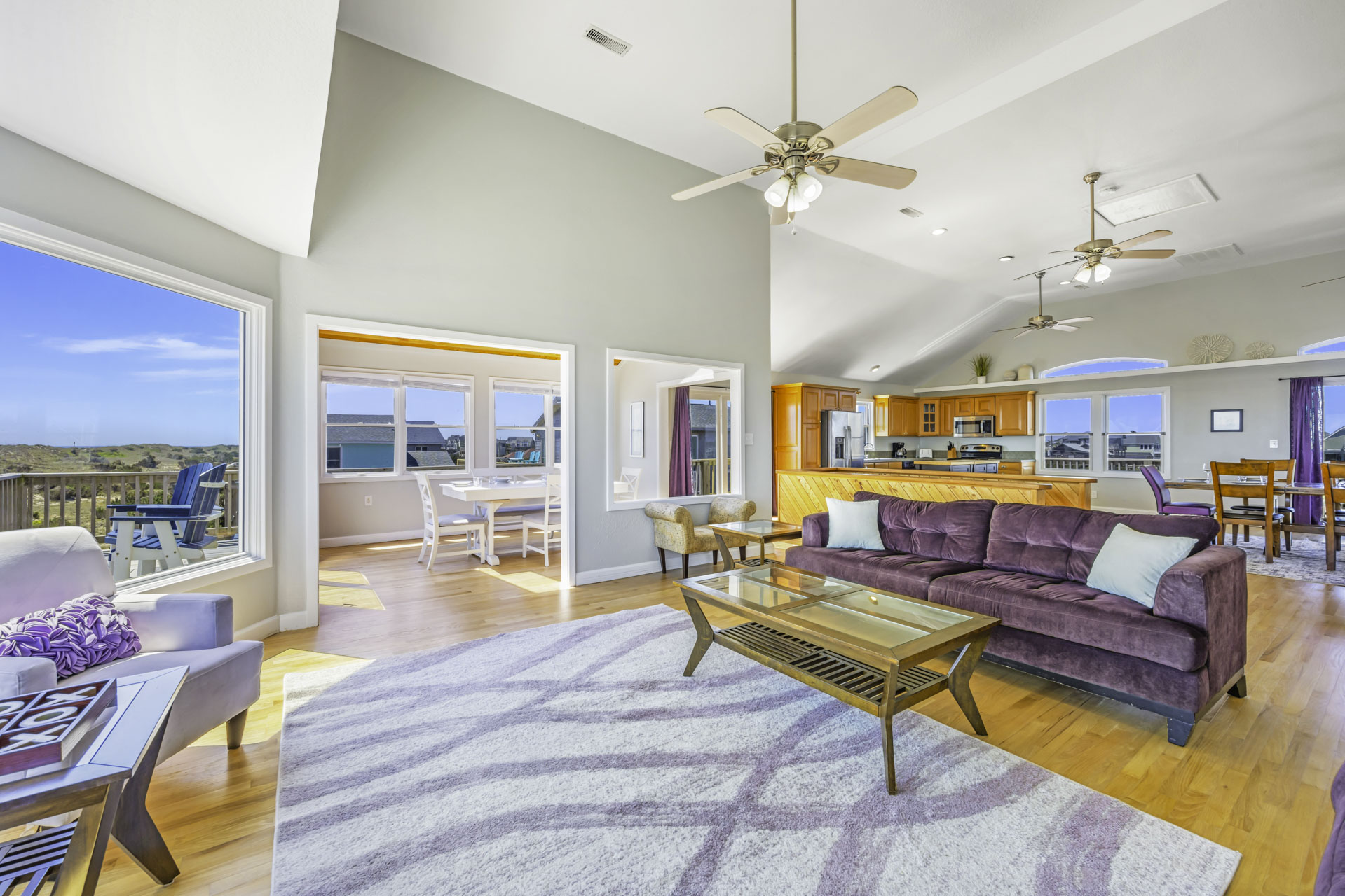 Surf Or Sound Realty 743 Champagne Views Great Room 5