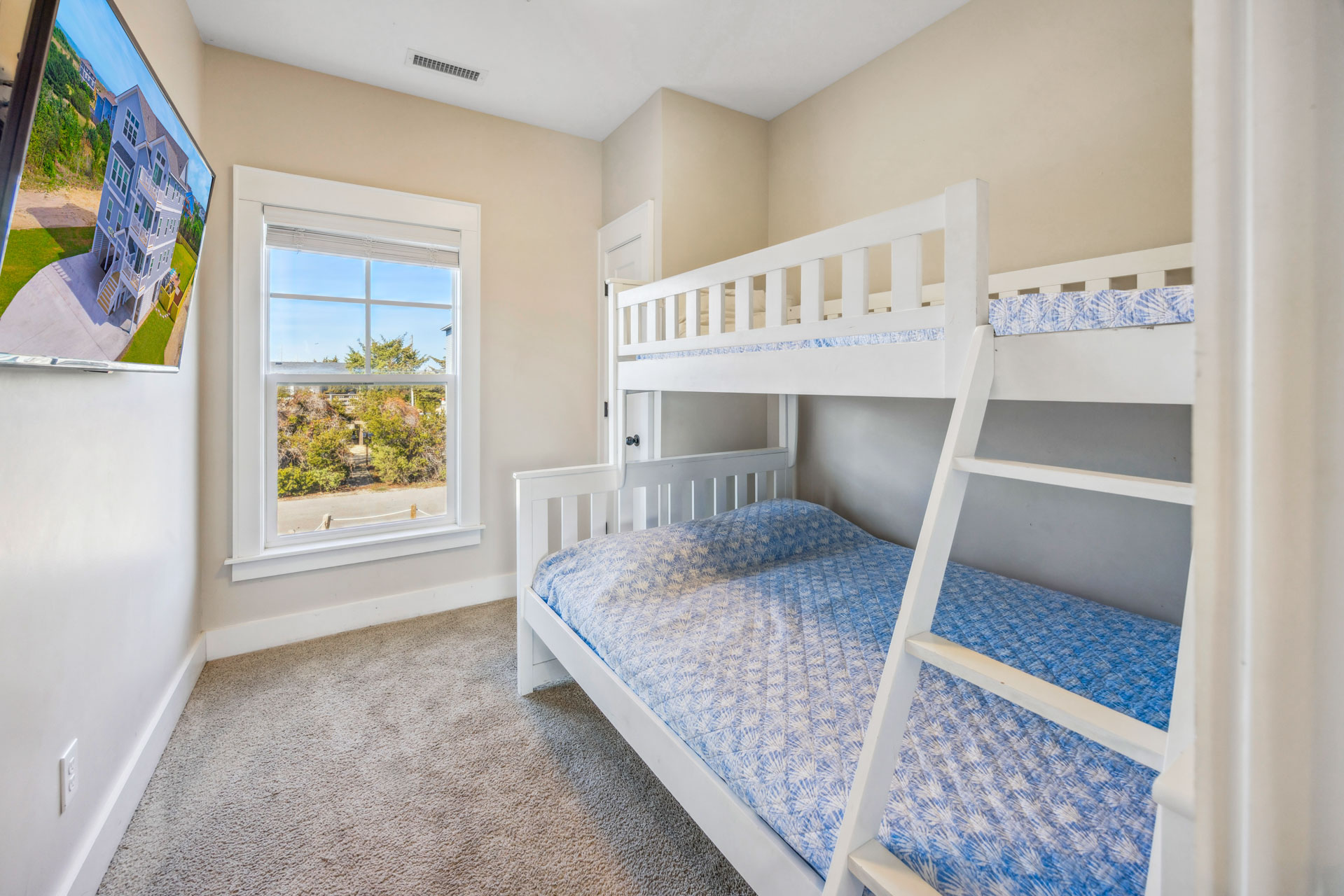 Surf Or Sound Realty 862 Perfect 10 Bedroom 8 1