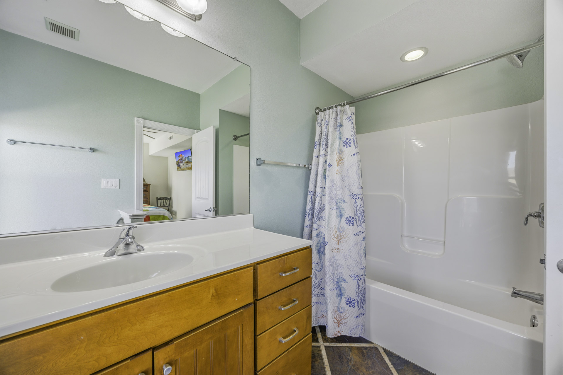 Surf Or Sound Realty 575 Rodanthe Paradise Bedroom 2 3