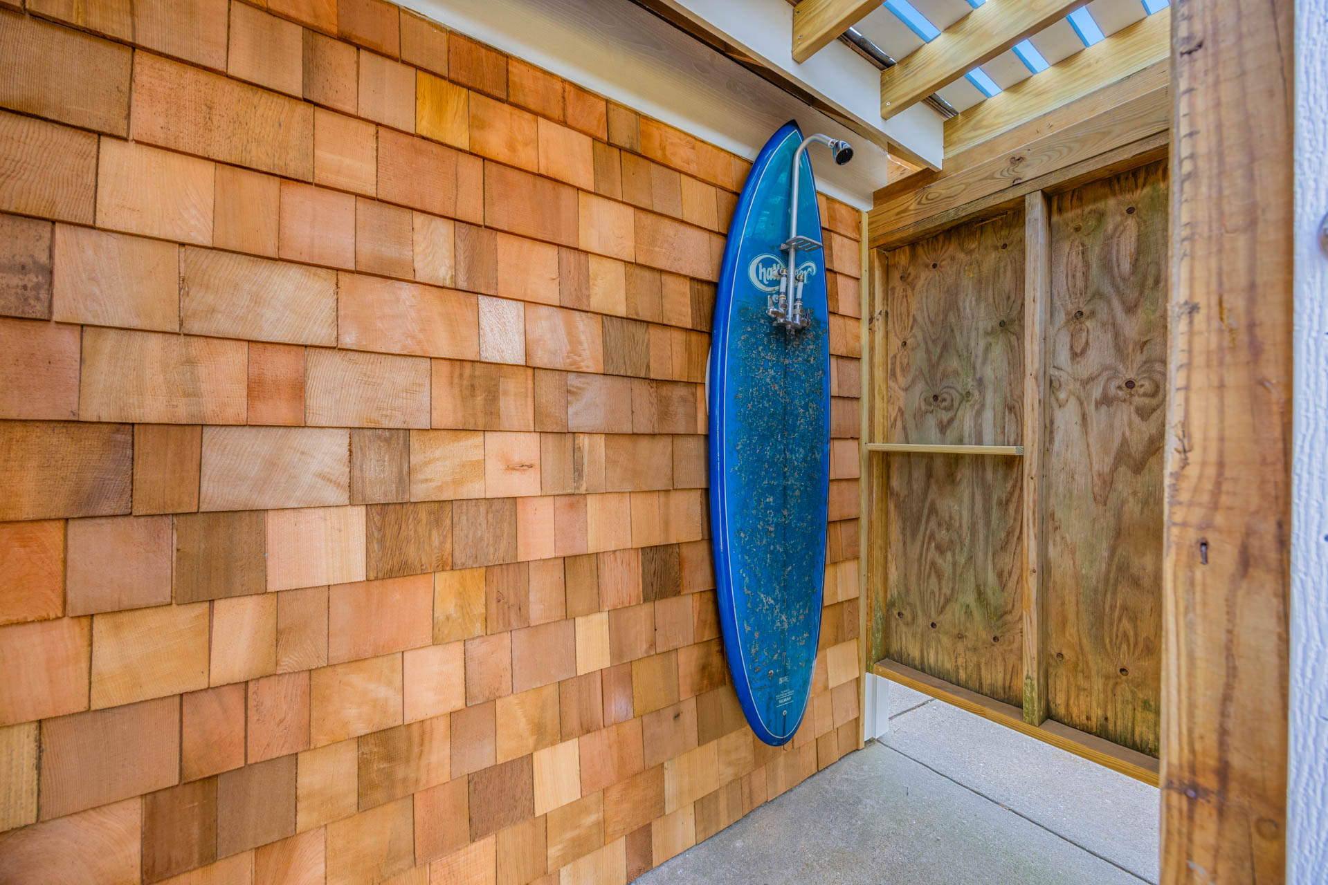 Surf Or Sound Realty 1224 Ride Like The Wind Outdoor Shower 1