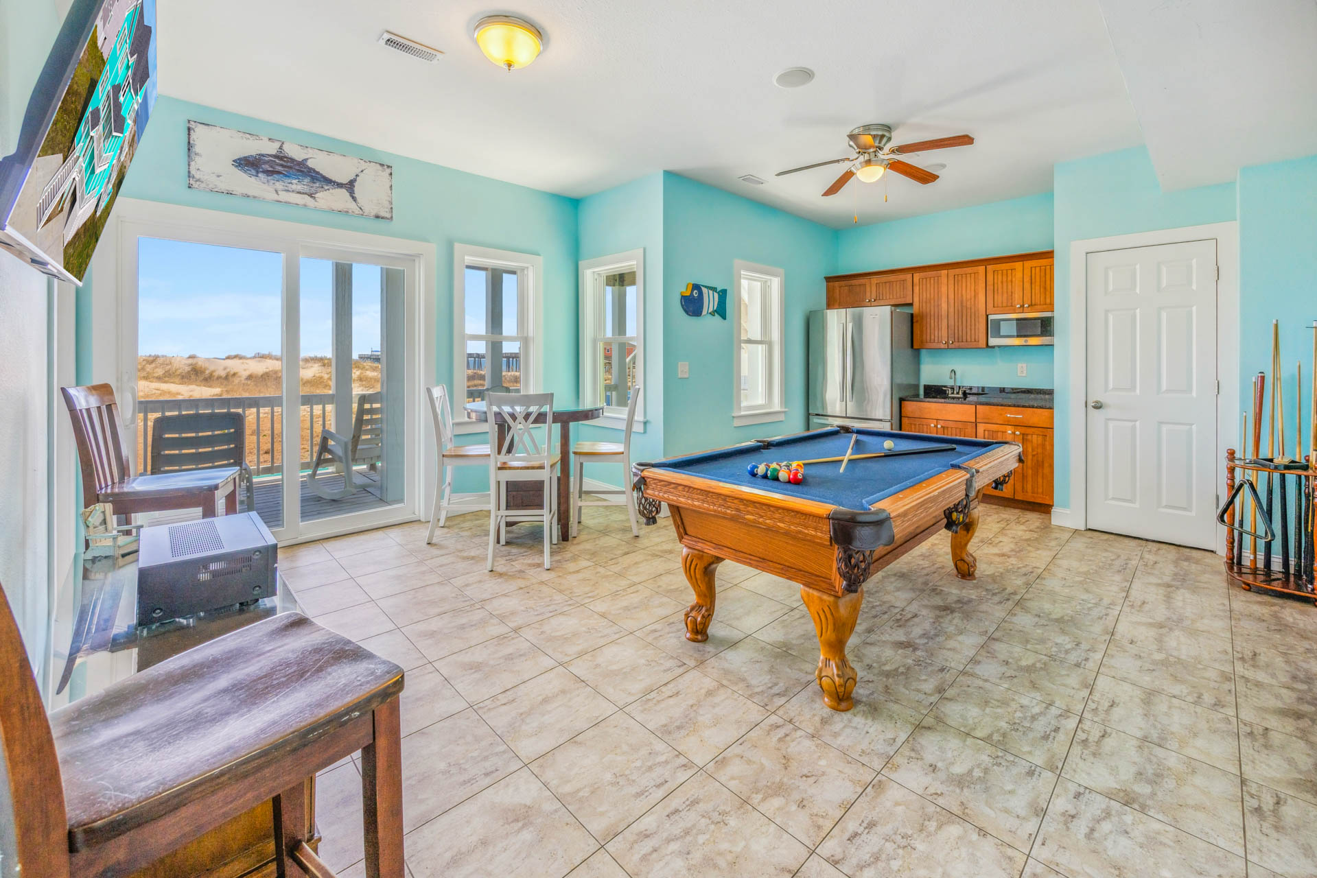 Surf Or Sound Realty 867 Caribbean Paradise Game Room 1