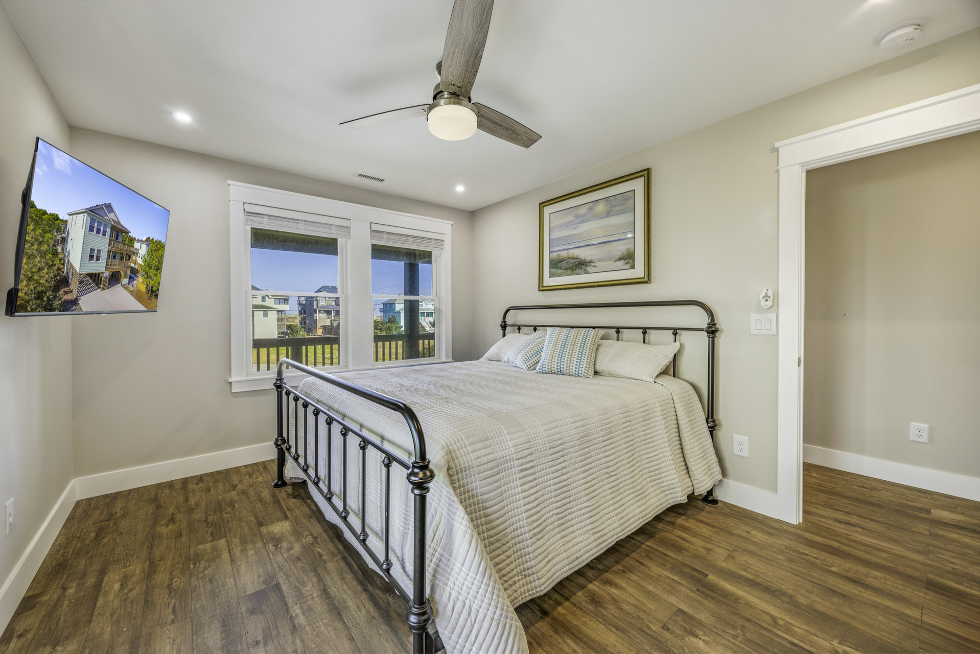 Surf Or Sound Realty 1240 Coastal Breeze Bedroom 2 2