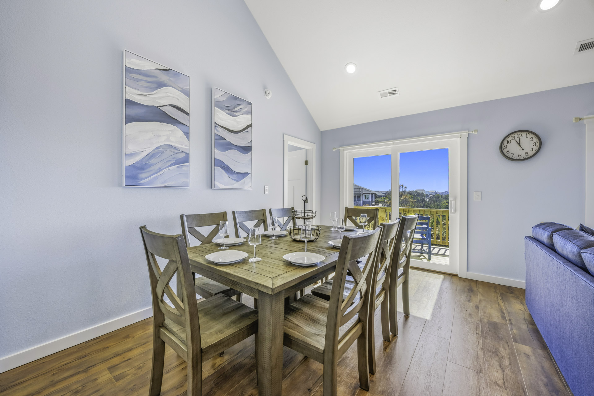 Surf Or Sound Realty 1237 Bella Salvo Dining Area 1