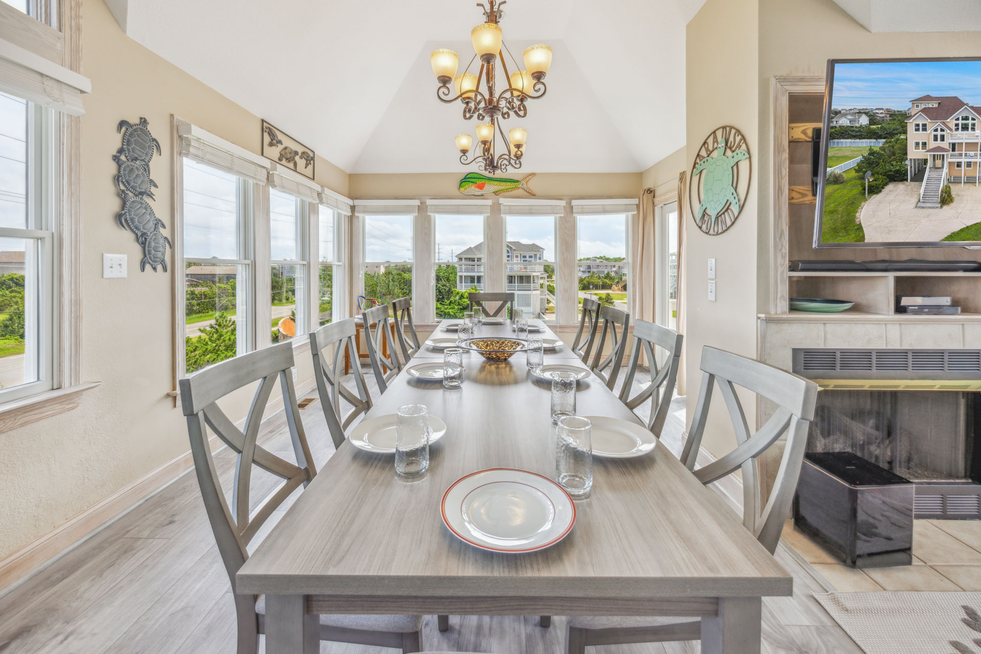 Surf Or Sound Realty 1037 La Bella Vita Dining Area 1