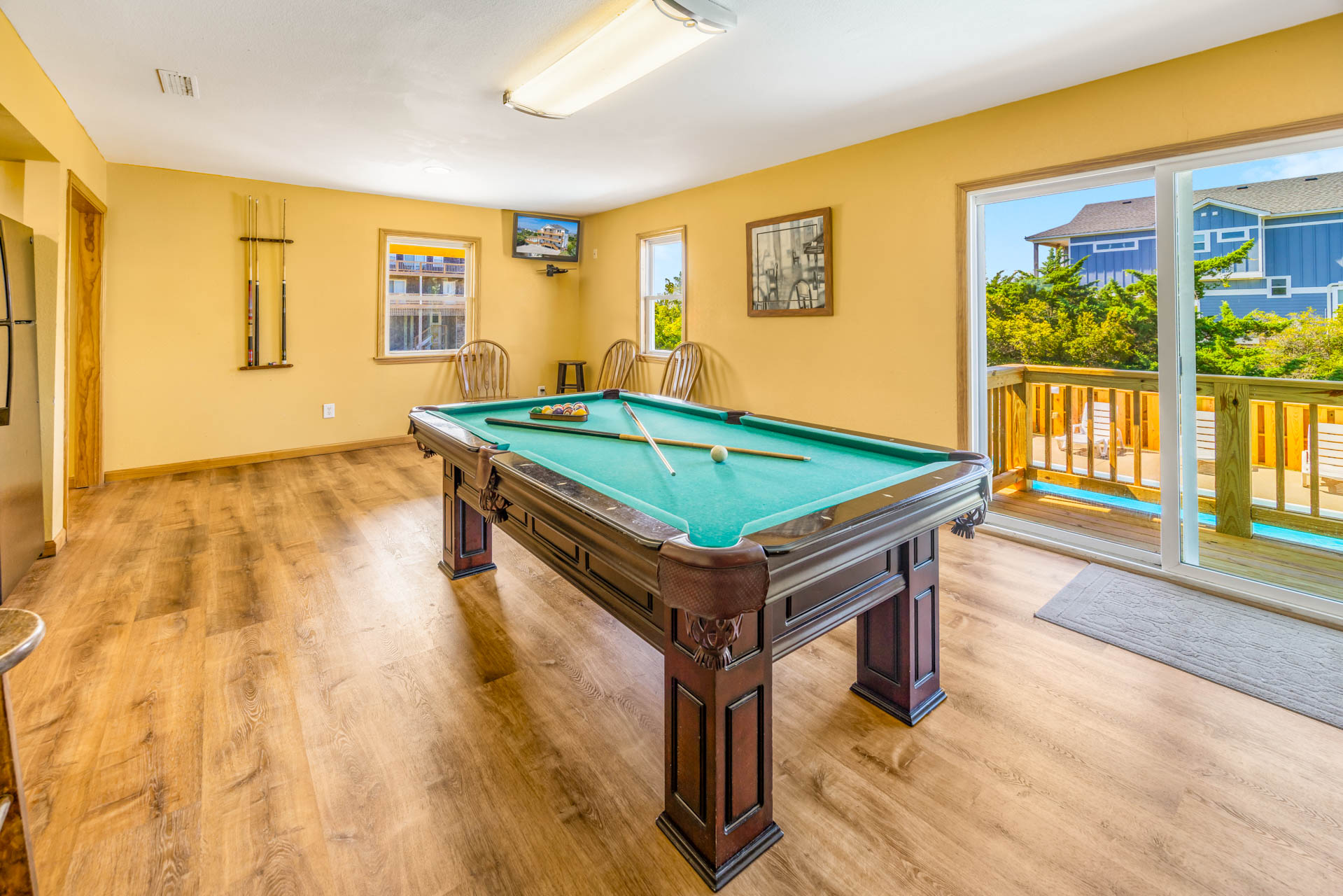 Surf Or Sound Realty 727 Knights In Salvo Game Room 3
