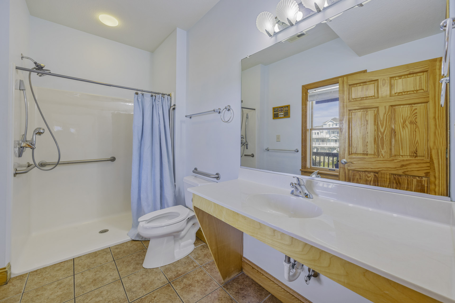 Surf Or Sound Realty 368 Sea Whisper Bedroom 5 3