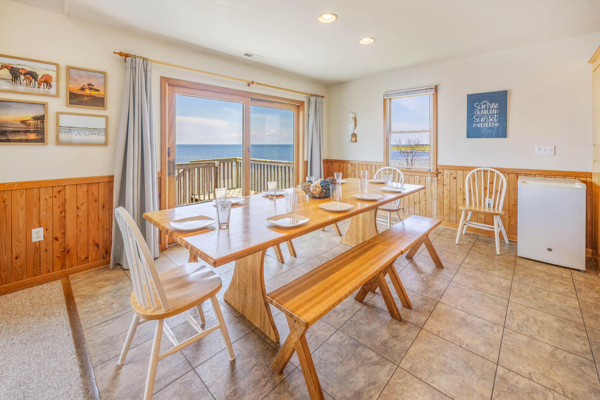 Surf Or Sound Realty 165 Aeolus Dining Area 4