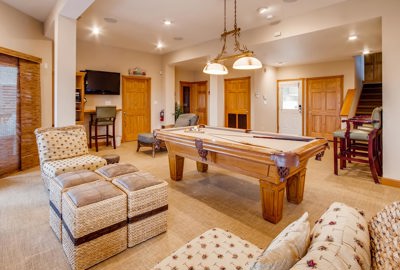 Surf Or Sound Realty Flip Floppin 901 Game Room 8 3346074