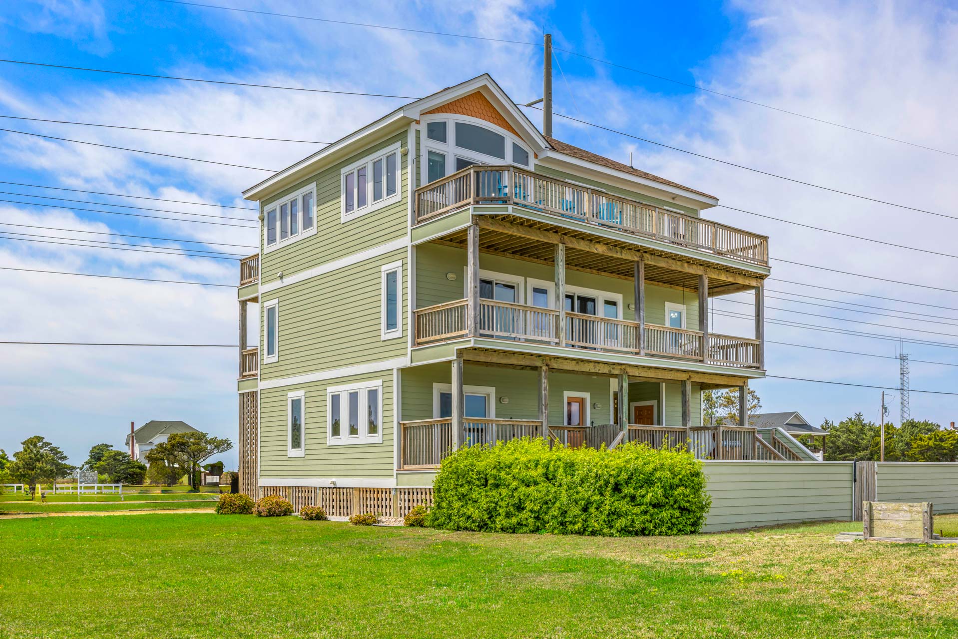 Surf Or Sound Realty 877 The People Sanctuary Exterior 1