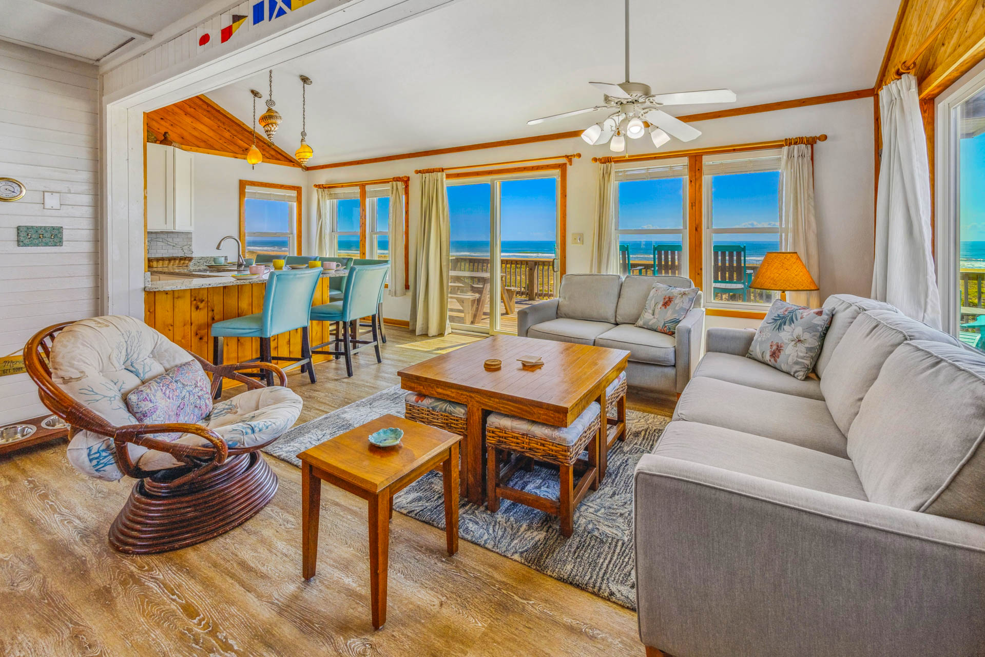 Surf Or Sound Realty 1002 Above All Else Great Room 3