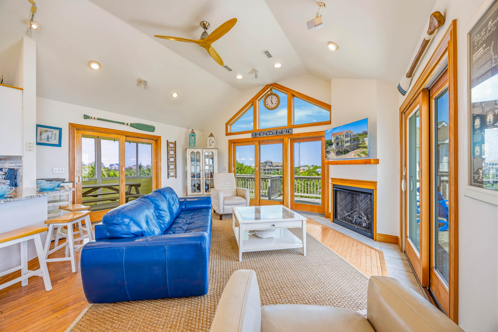 Surf Or Sound Realty 1256 X Marks The Spot Great Room 1