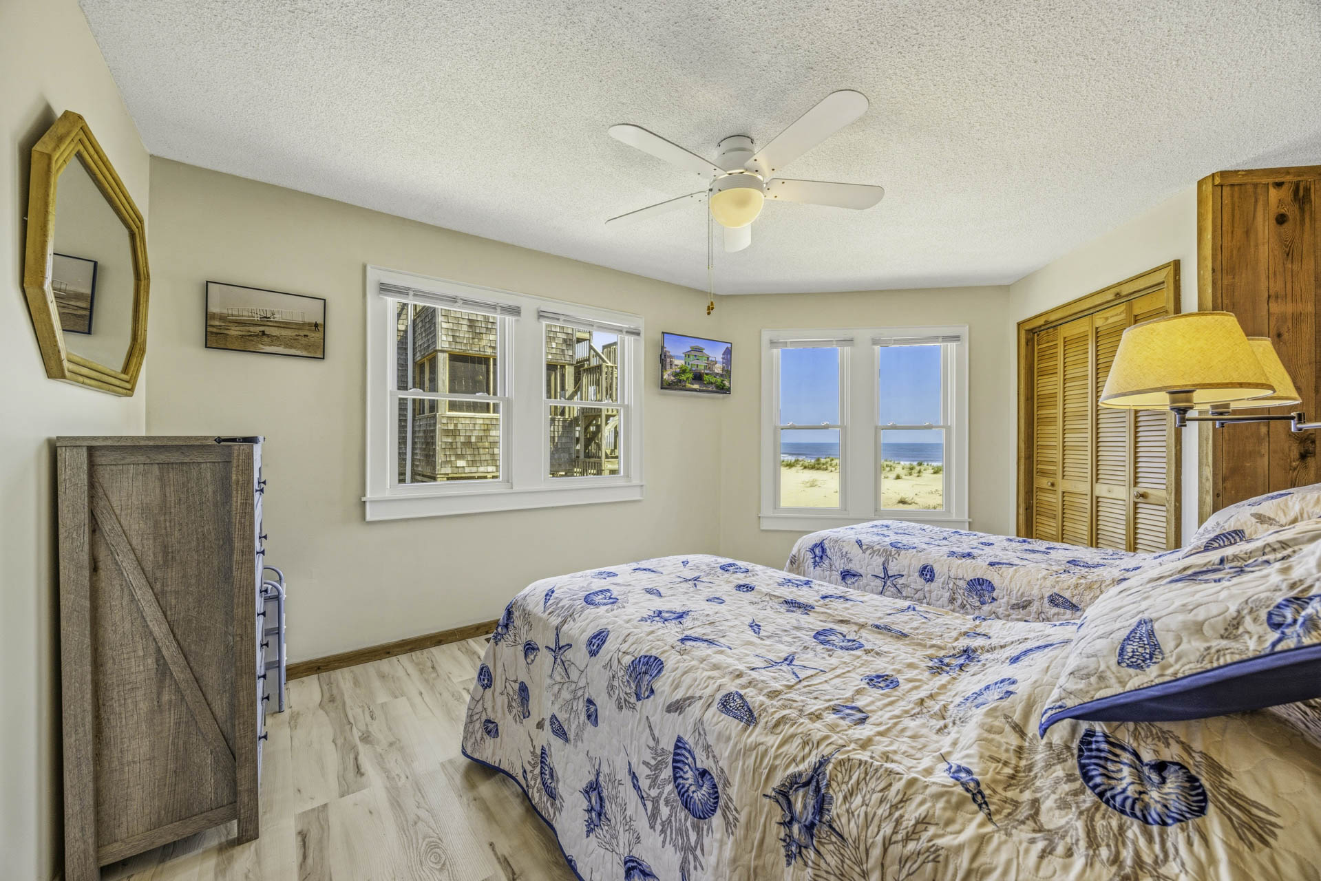 Surf Or Sound Realty 1222 Beachfront Bliss Bedroom 2 1