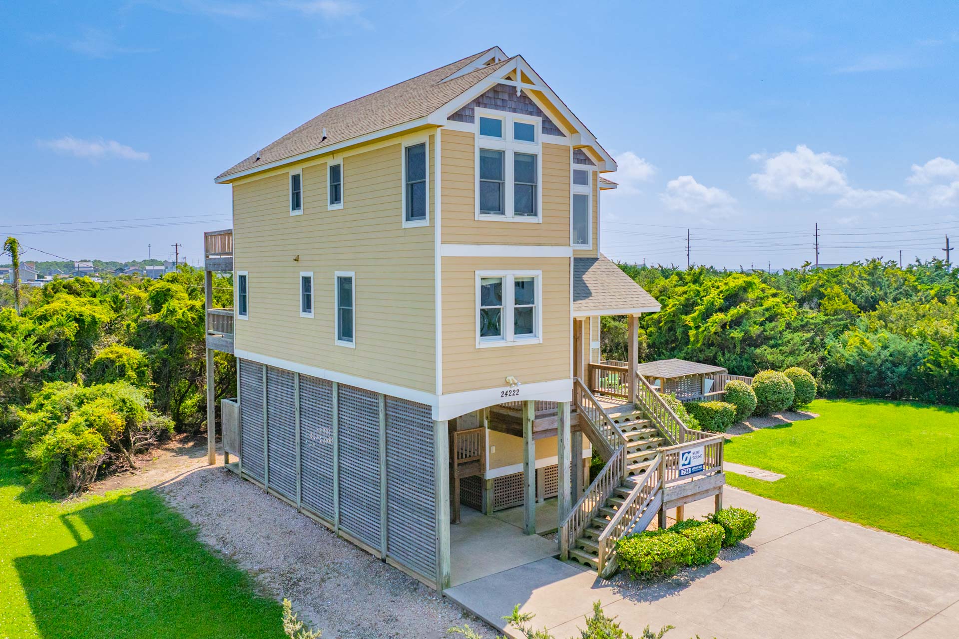 Surf Or Sound Realty 734 Hi View Exterior 3