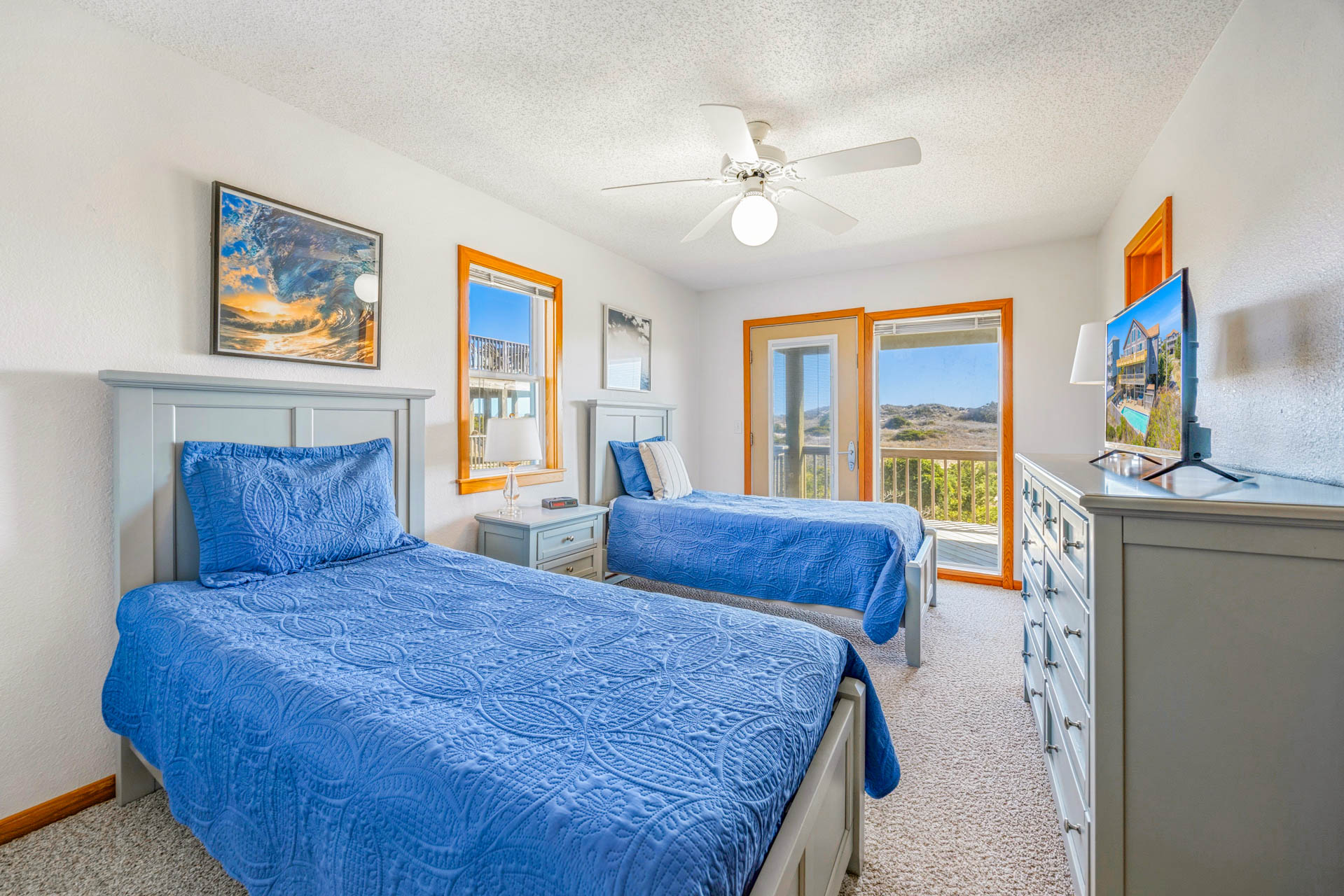 Surf Or Sound Realty 1041 Big Wednesday Bedroom 3 1