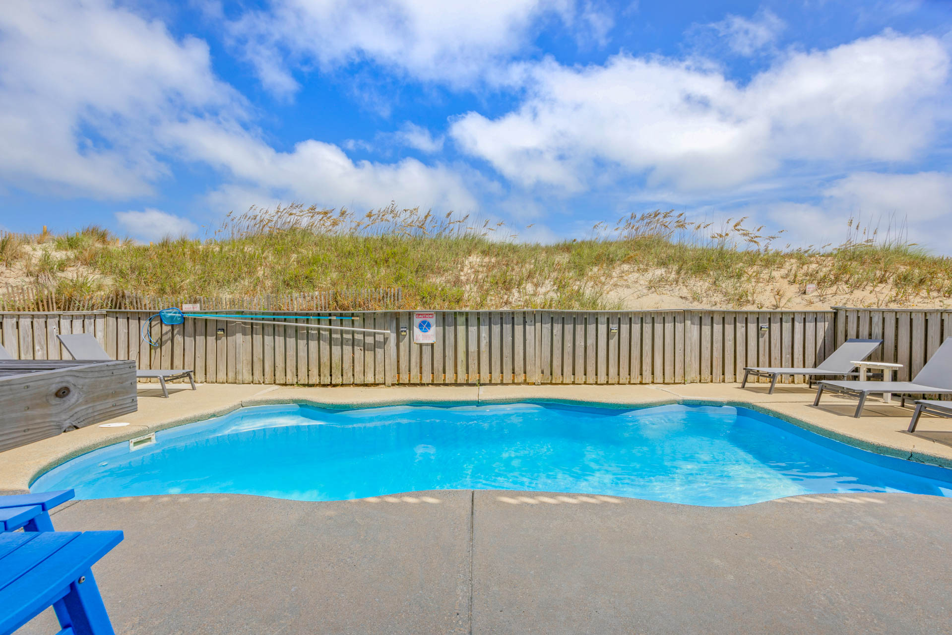 Surf Or Sound Realty 387 Robin's Nest Pool Area 5