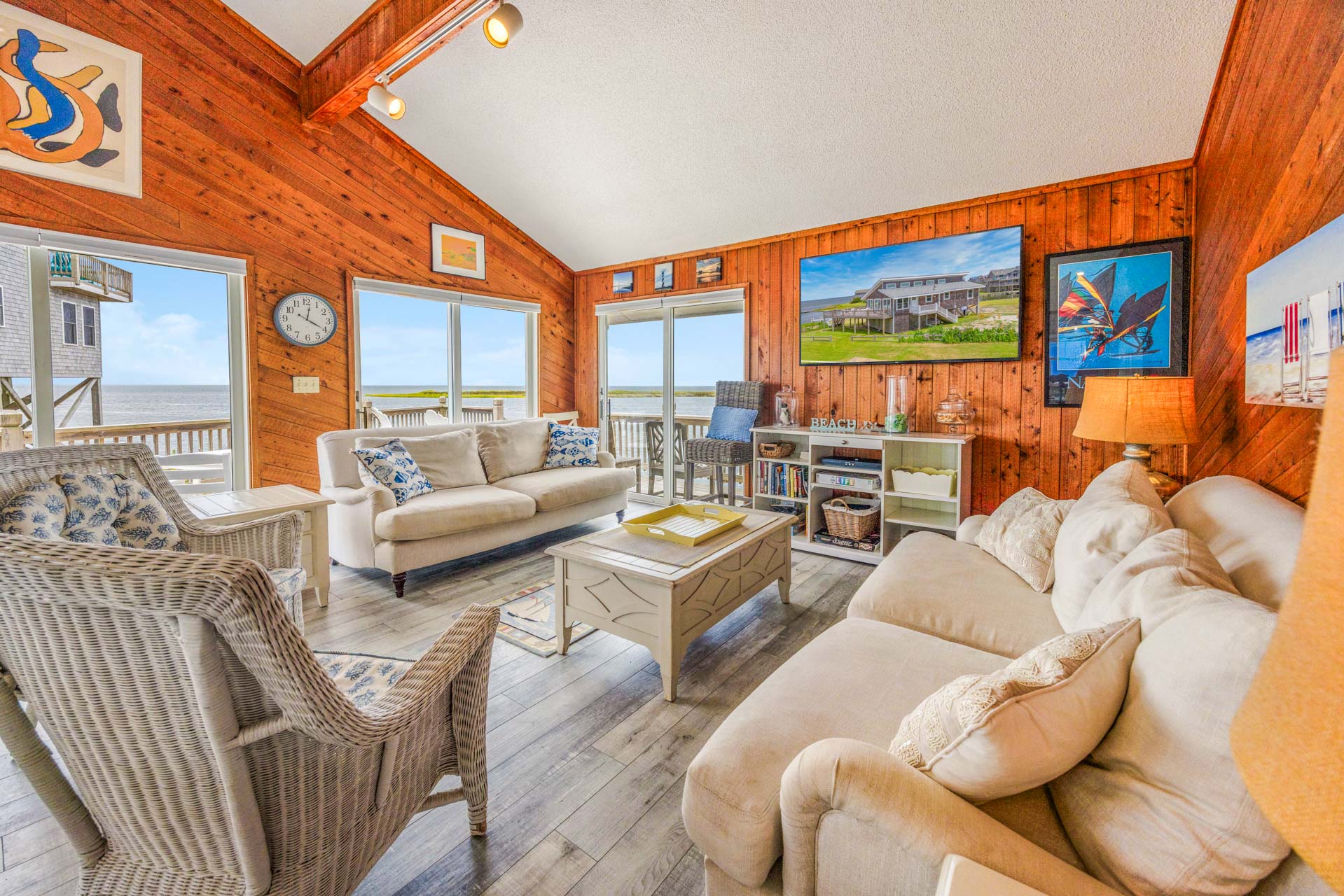 Surf Or Sound Realty 276 Penguin Point Great Room 3