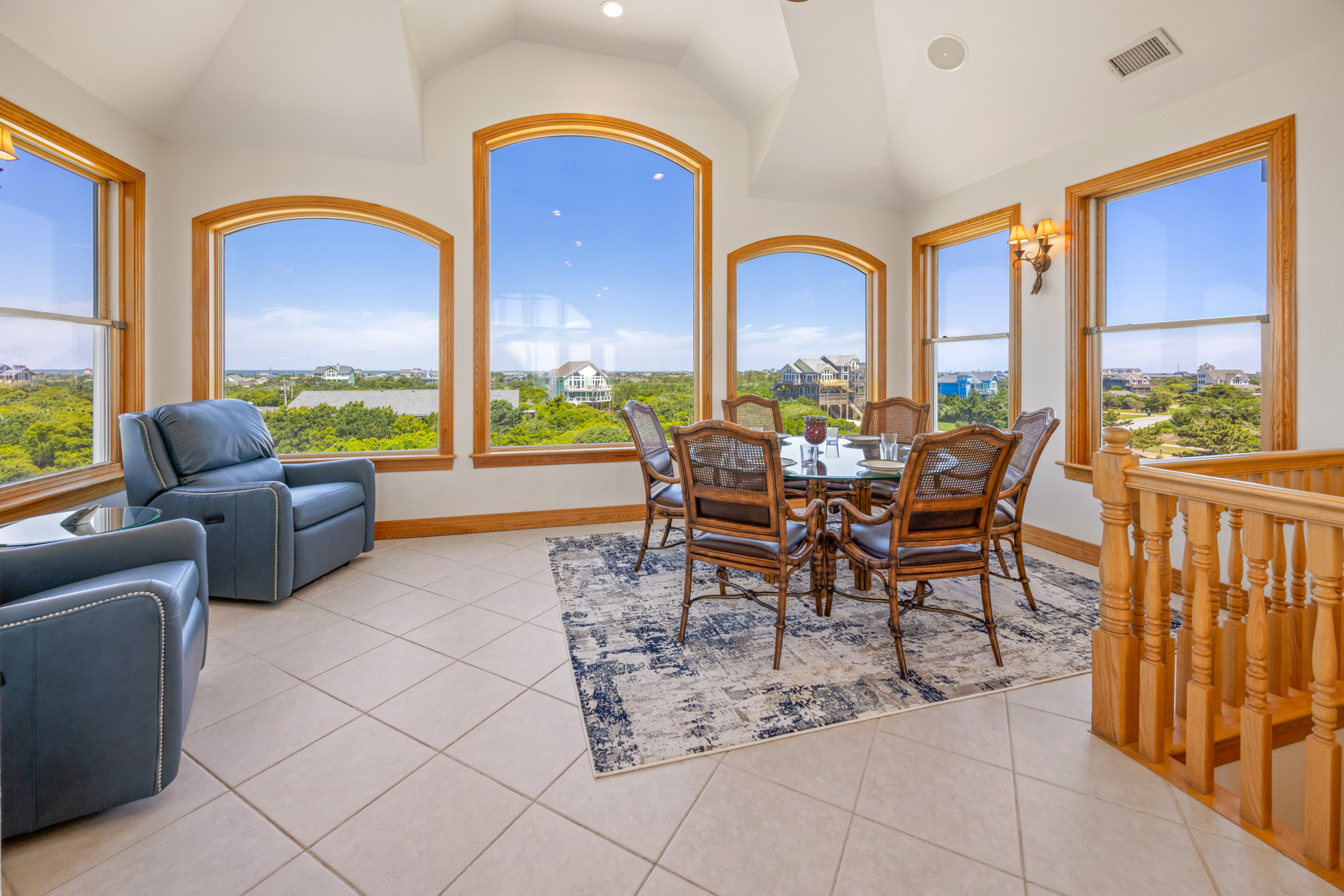 Surf Or Sound Realty 782 Forever Moore Dining Area 1
