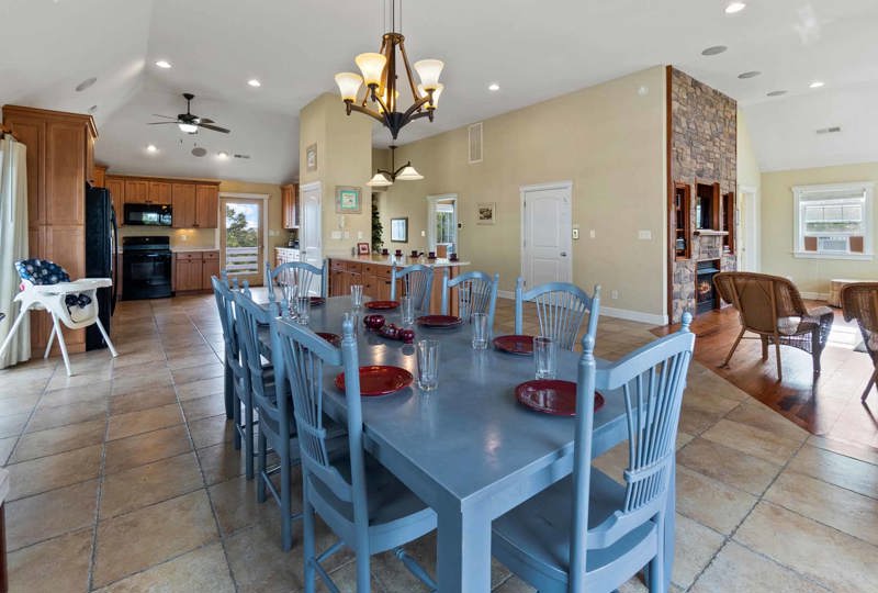 Crab Louie 557 Surf or Sound