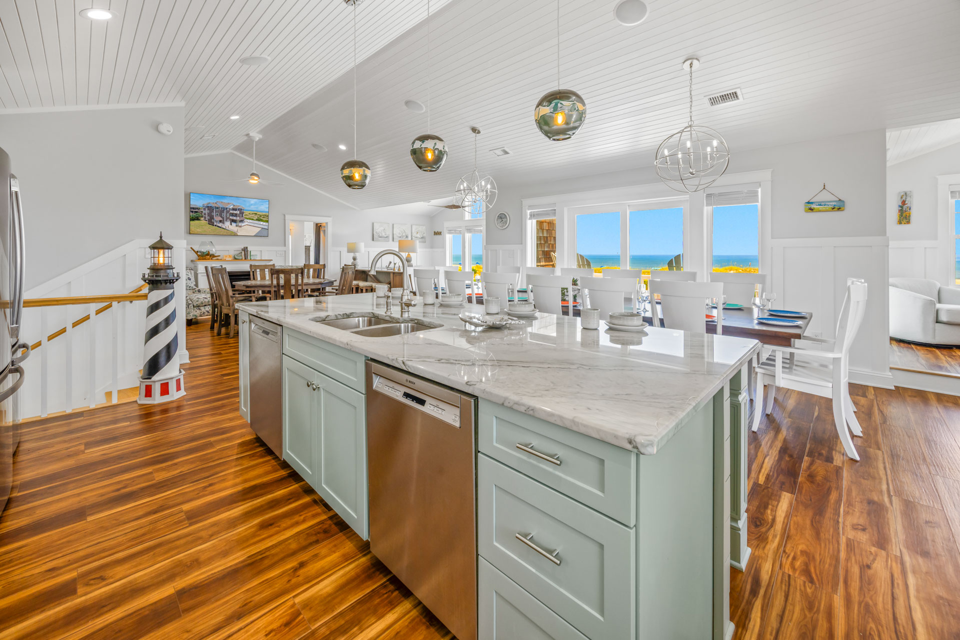 Surf Or Sound Realty 990 Dawn Treader Kitchen 3