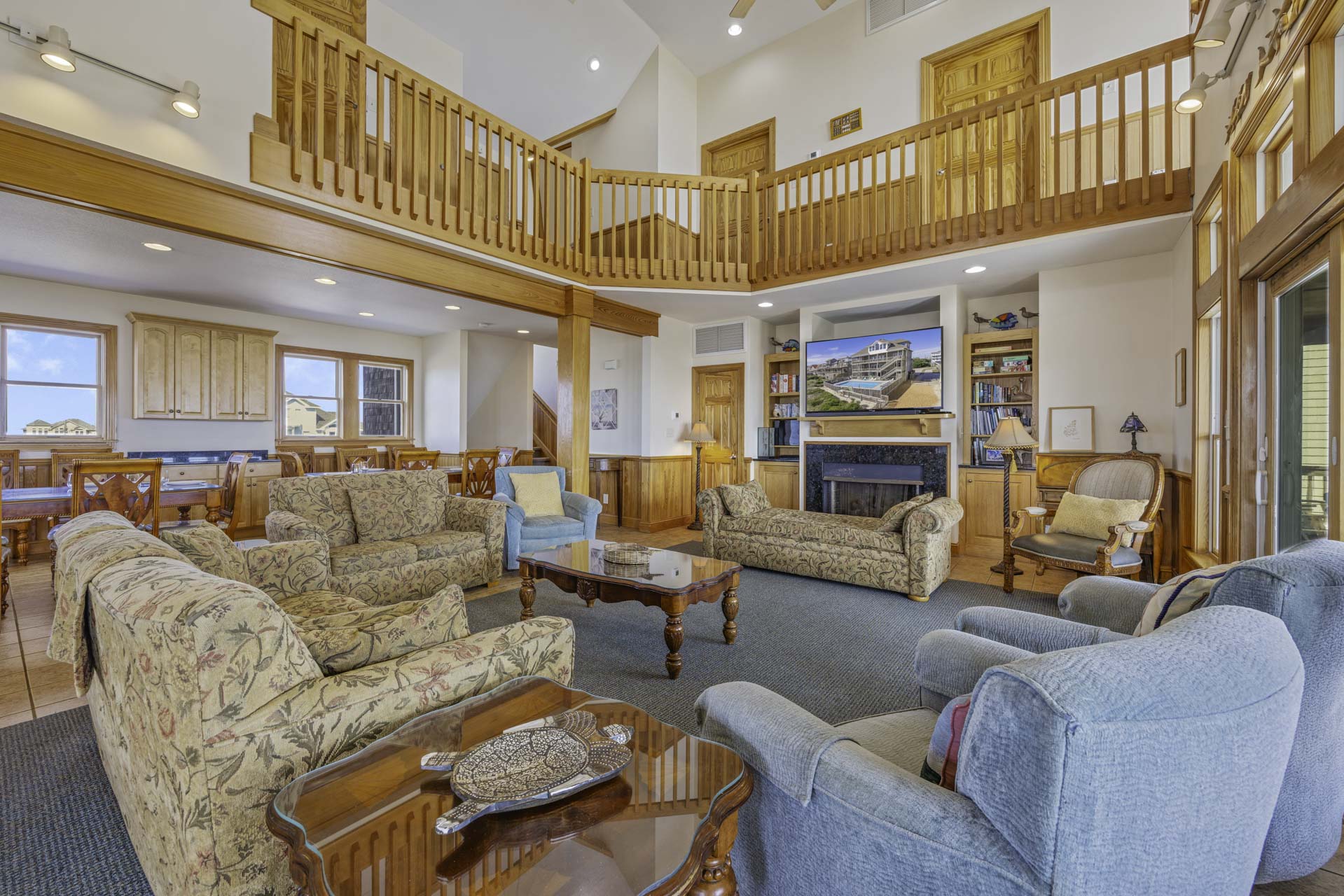 Surf Or Sound Realty 368 Sea Whisper Great Room 4