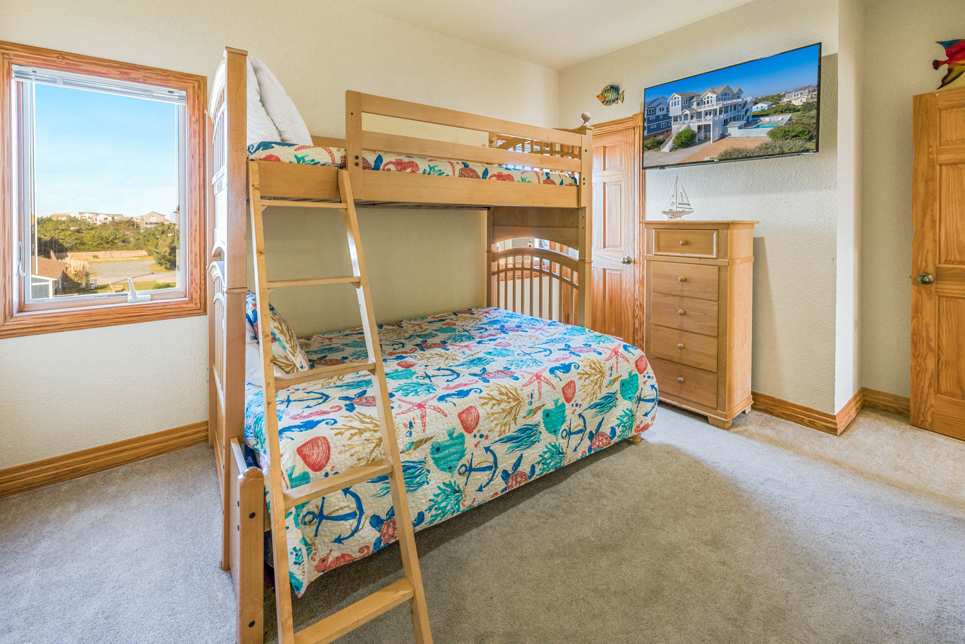 Surf Or Sound Realty 612 Yellowfin Bedroom 3 1