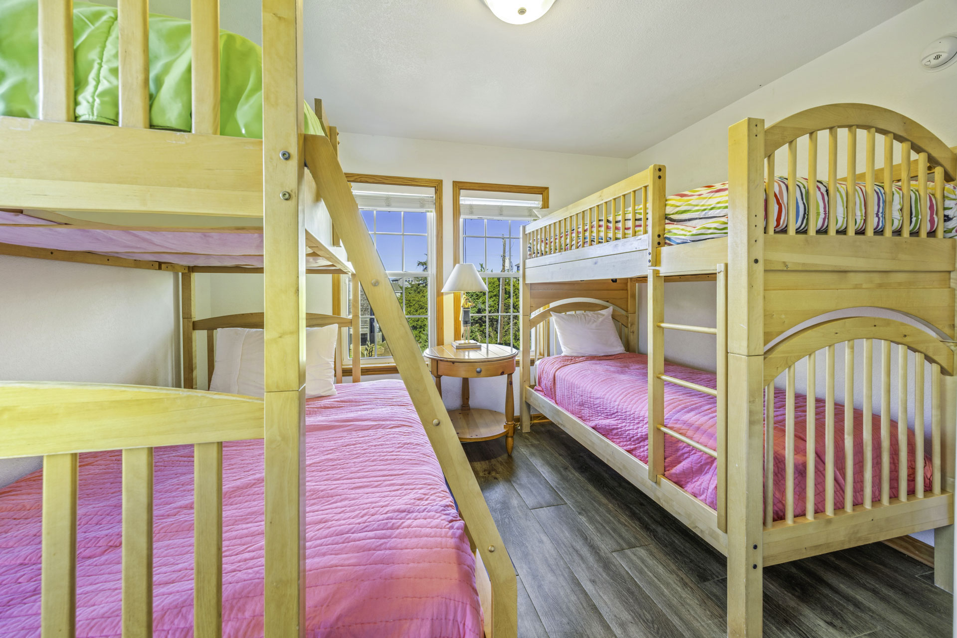 Surf Or Sound Realty 476 Changes In Attitude Bedroom 4