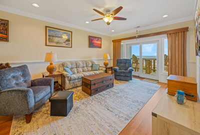 Surf Or Sound Realty 1221 Captain's Retreat Great Room 1
