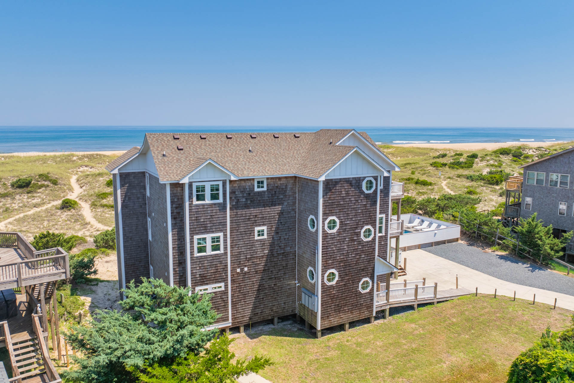 Surf Or Sound Realty 990 Dawn Treader Exterior 2