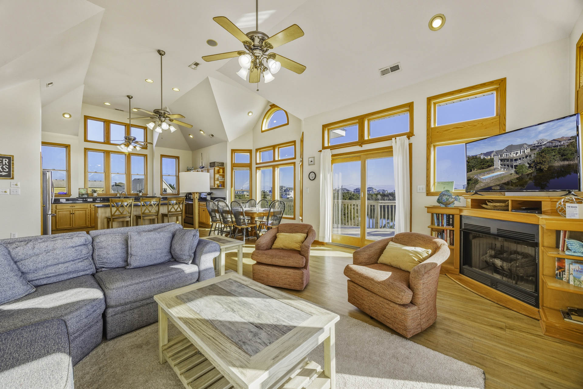 Surf Or Sound Realty 336 Kokomo Great Room 6