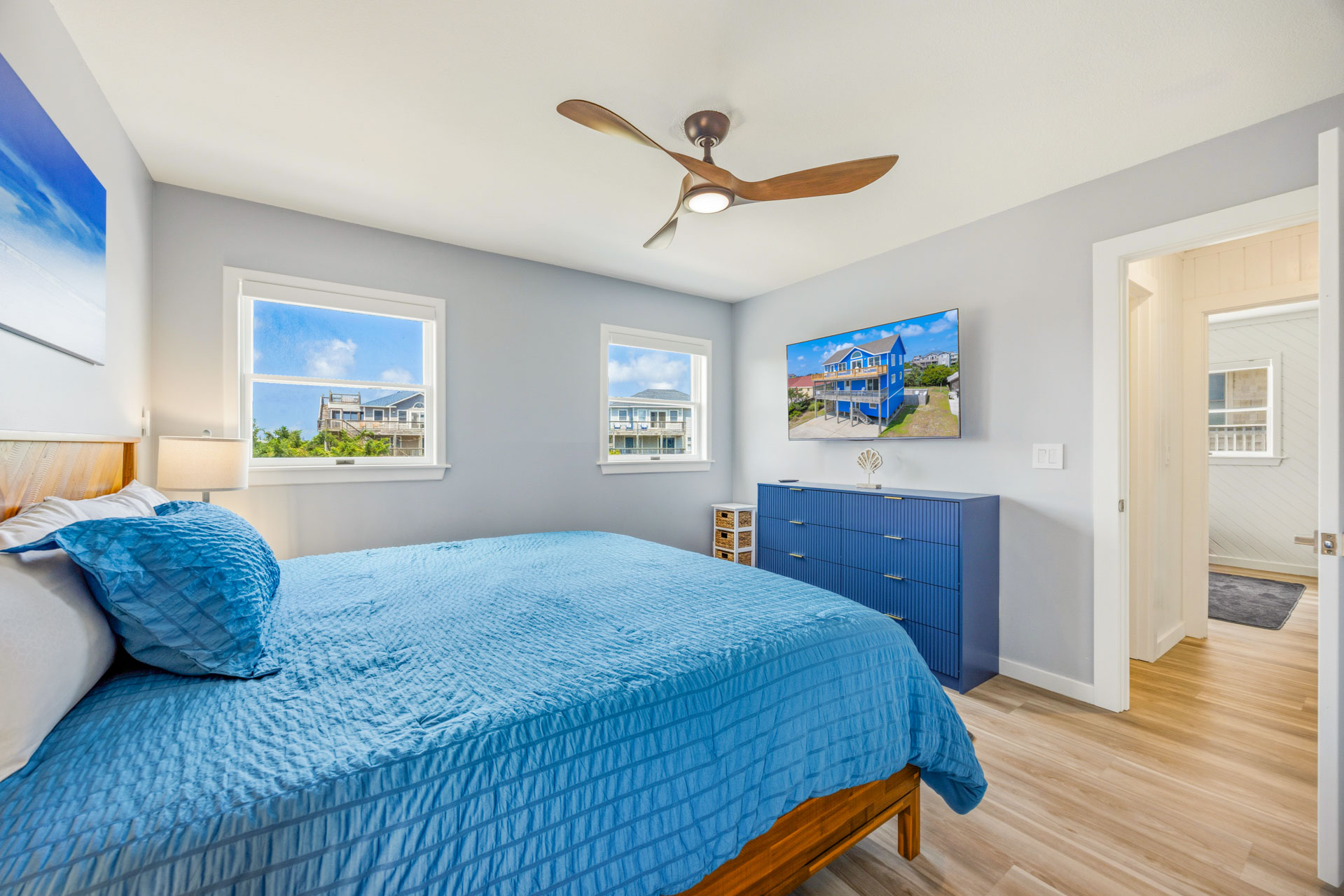 Surf Or Sound Realty 1245 Blue Wahoo Bedroom 2 2