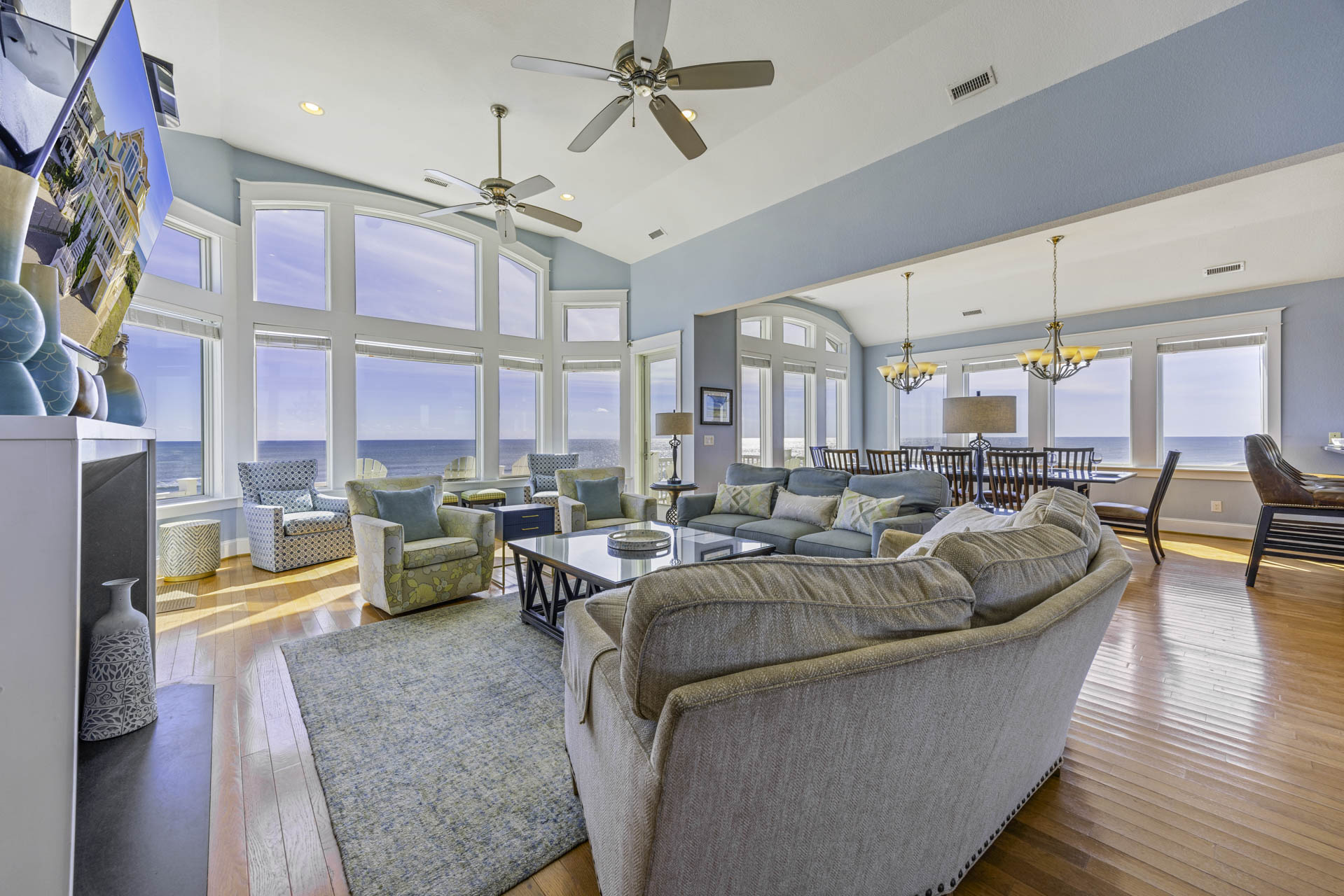 Surf Or Sound Realty 803 Chicken By The Sea Great Room 1