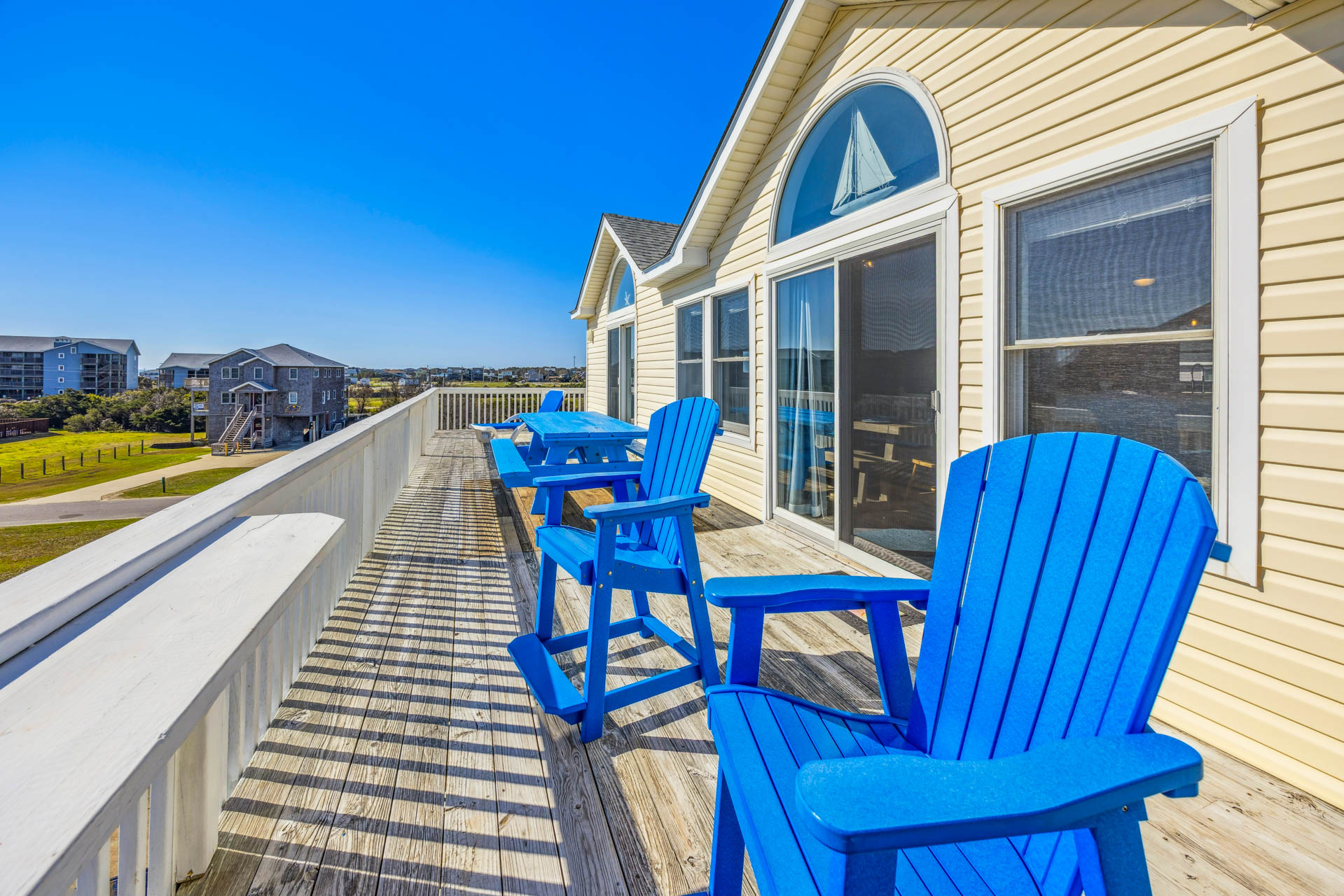 Surf Or Sound Realty 262 Endless Summer Deck 2