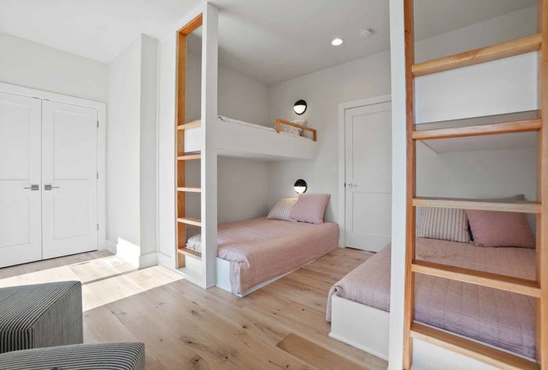 Castlemere 652 Surf or Sound