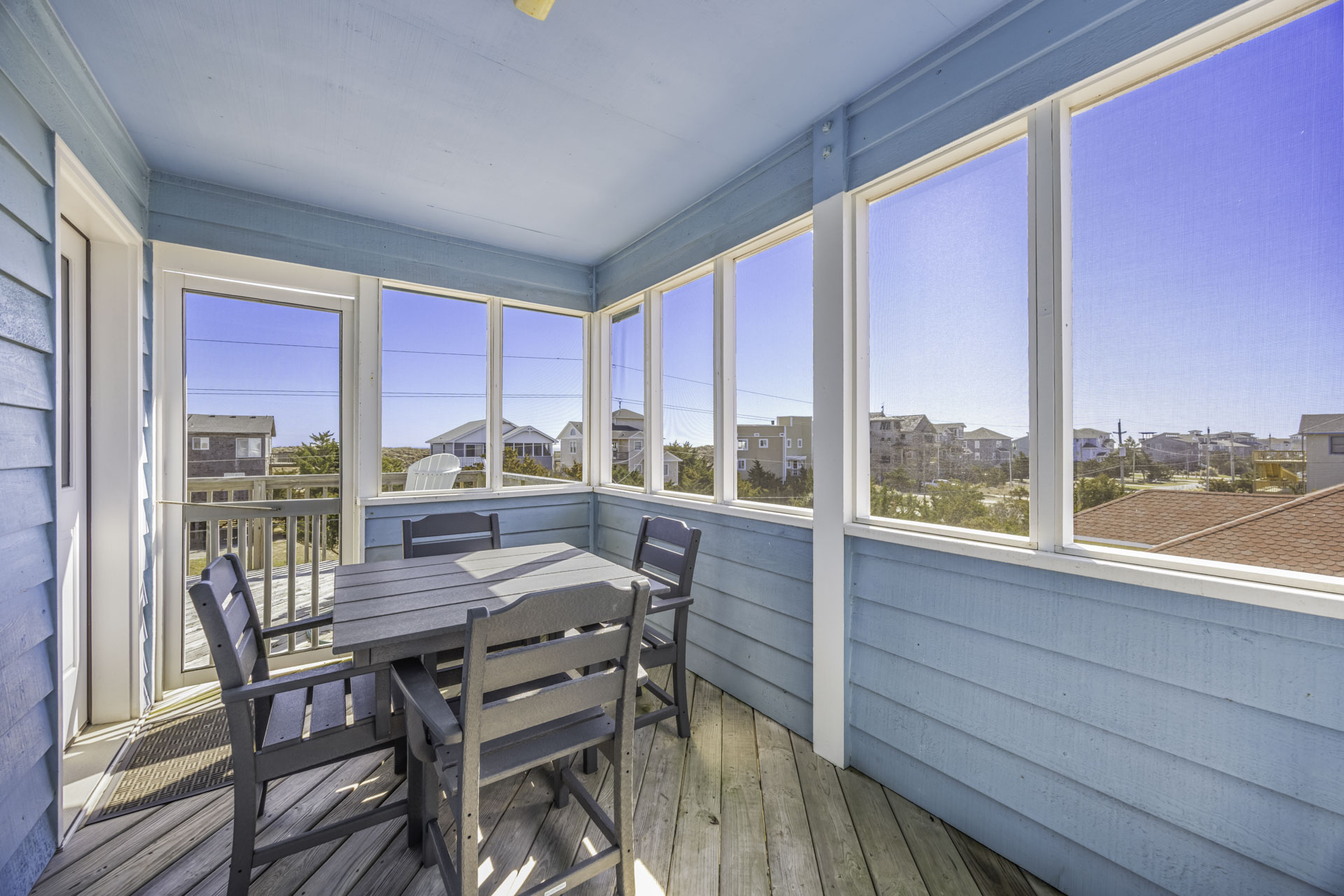 Surf Or Sound Realty 1245 Blue Wahoo Screened Porch