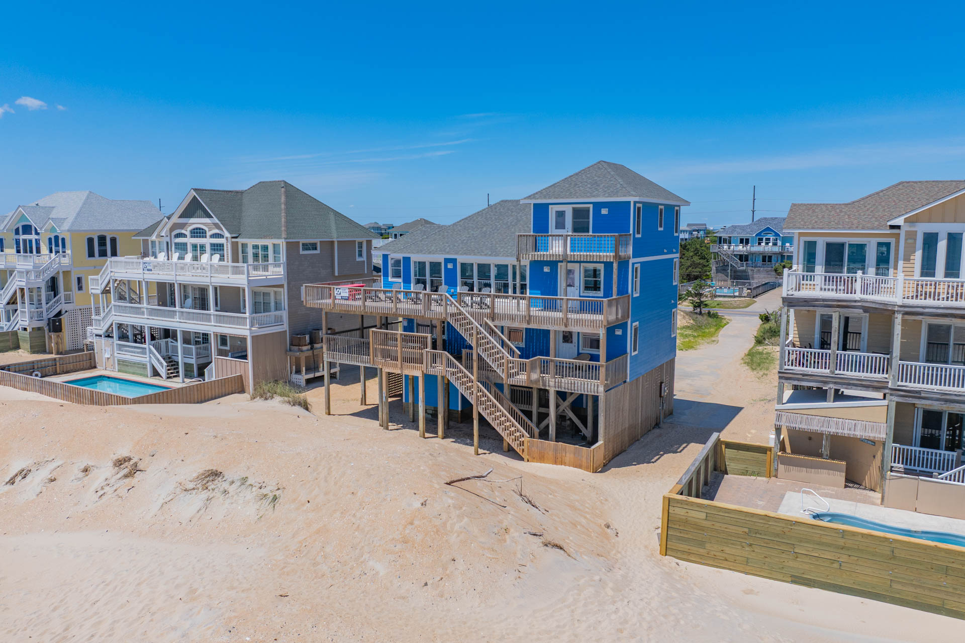 Surf Or Sound Realty 1111 Beachfront Pirates Exterior 4