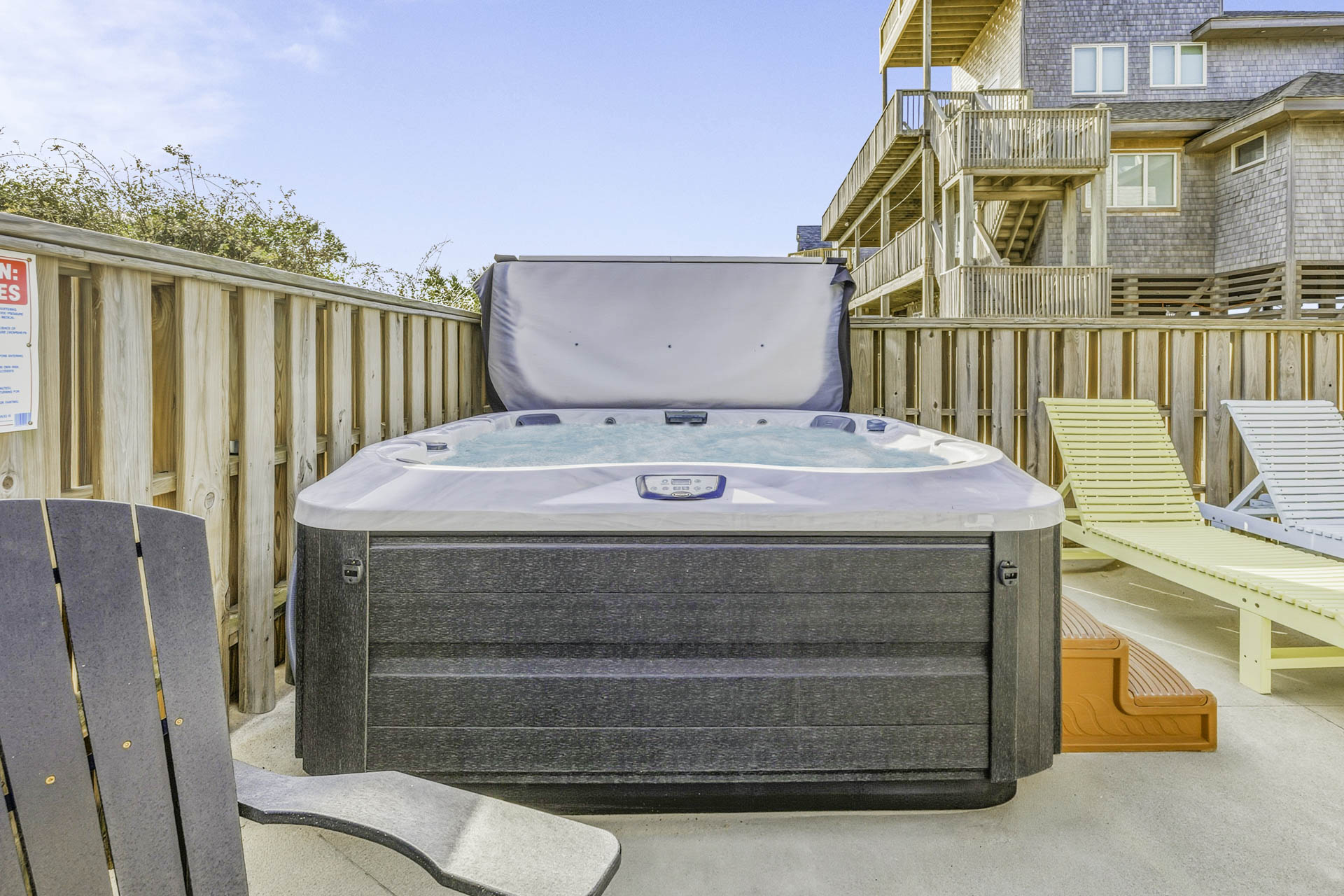 Surf Or Sound Realty 920 Leave Of Absence Hot Tub