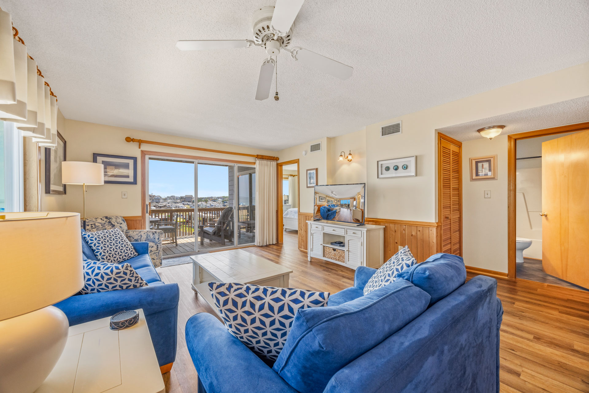 Surf Or Sound Realty 1048 Sea Site Heights Great Room 2