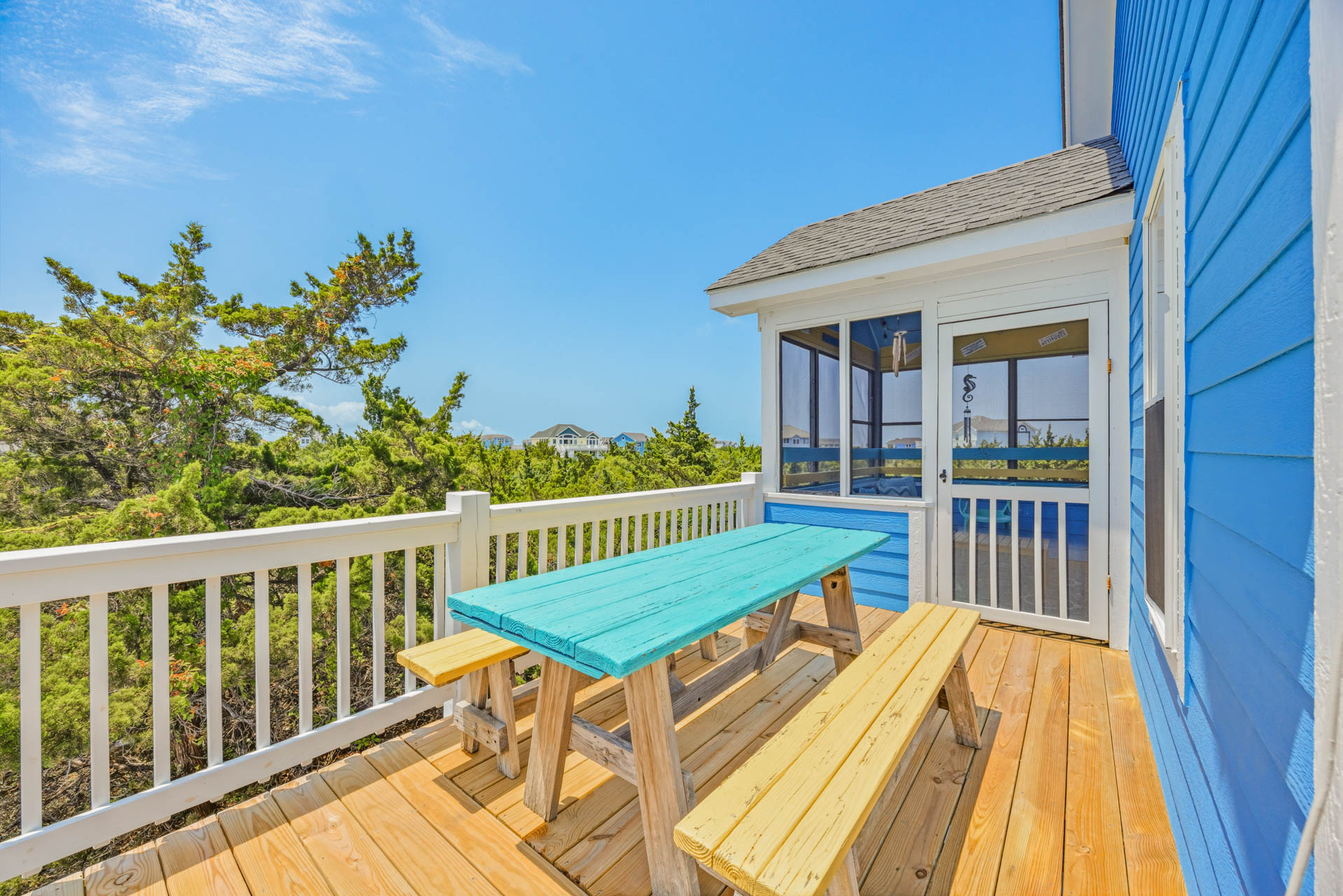 Surf Or Sound Realty 947 Creative Image Deck 1
