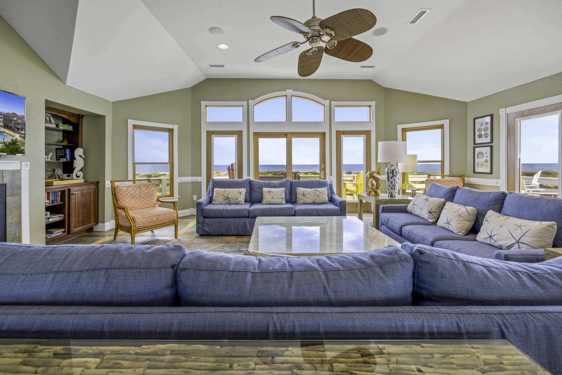 Surf Or Sound Realty 683 Rising Sun Great Room 7