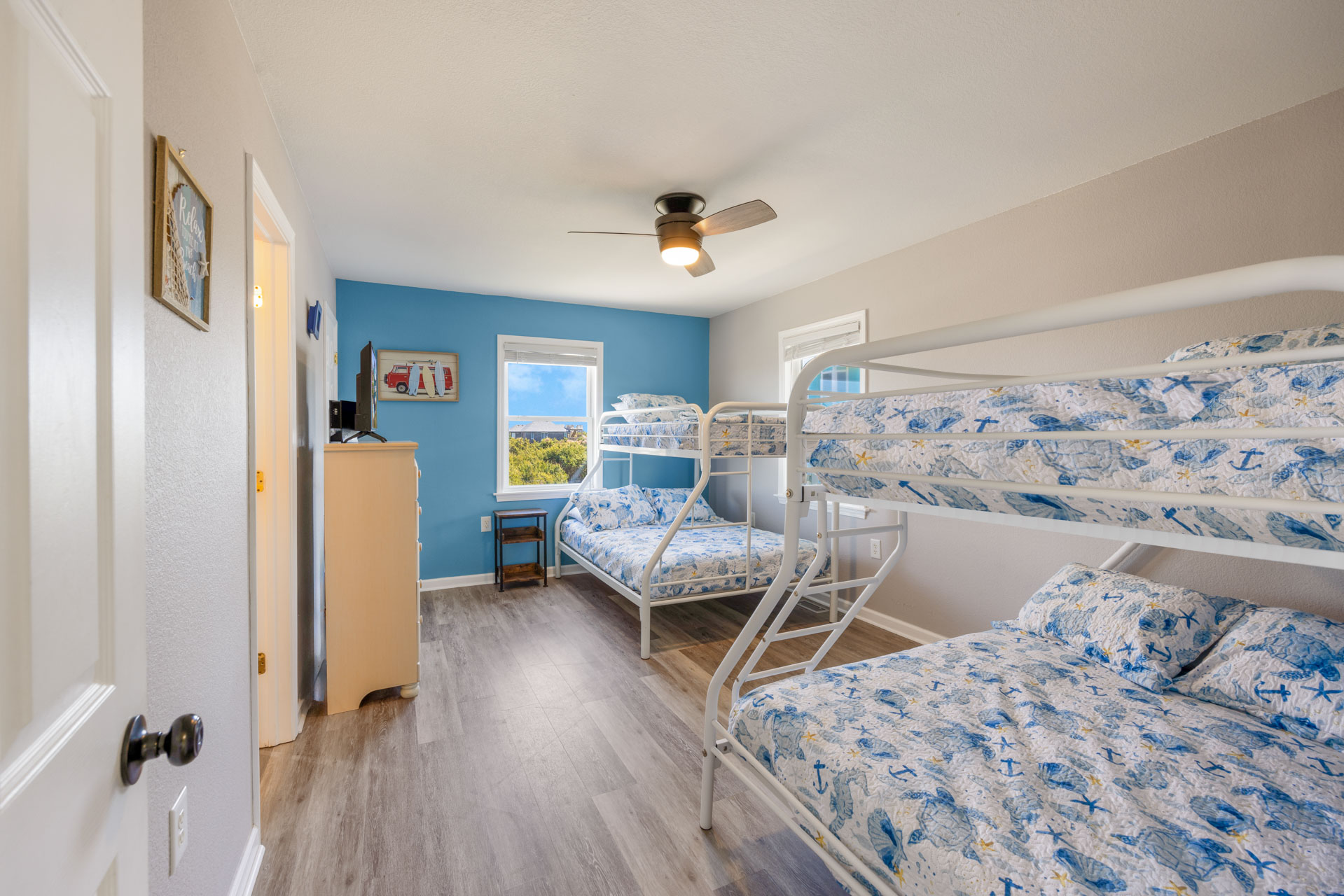 Shore Beats Workin' - #710 | Surf or Sound