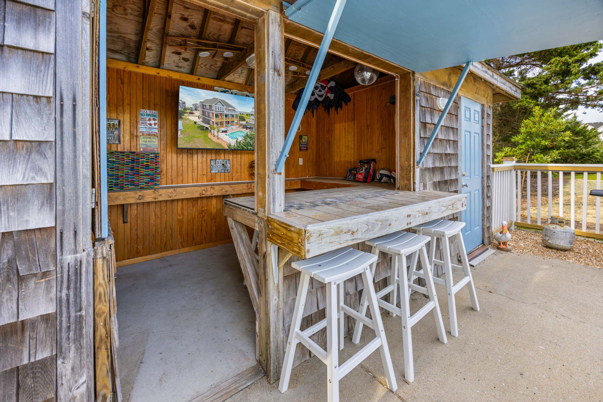 Surf Or Sound Realty 1224 Ride Like The Wind Tiki Bar 2
