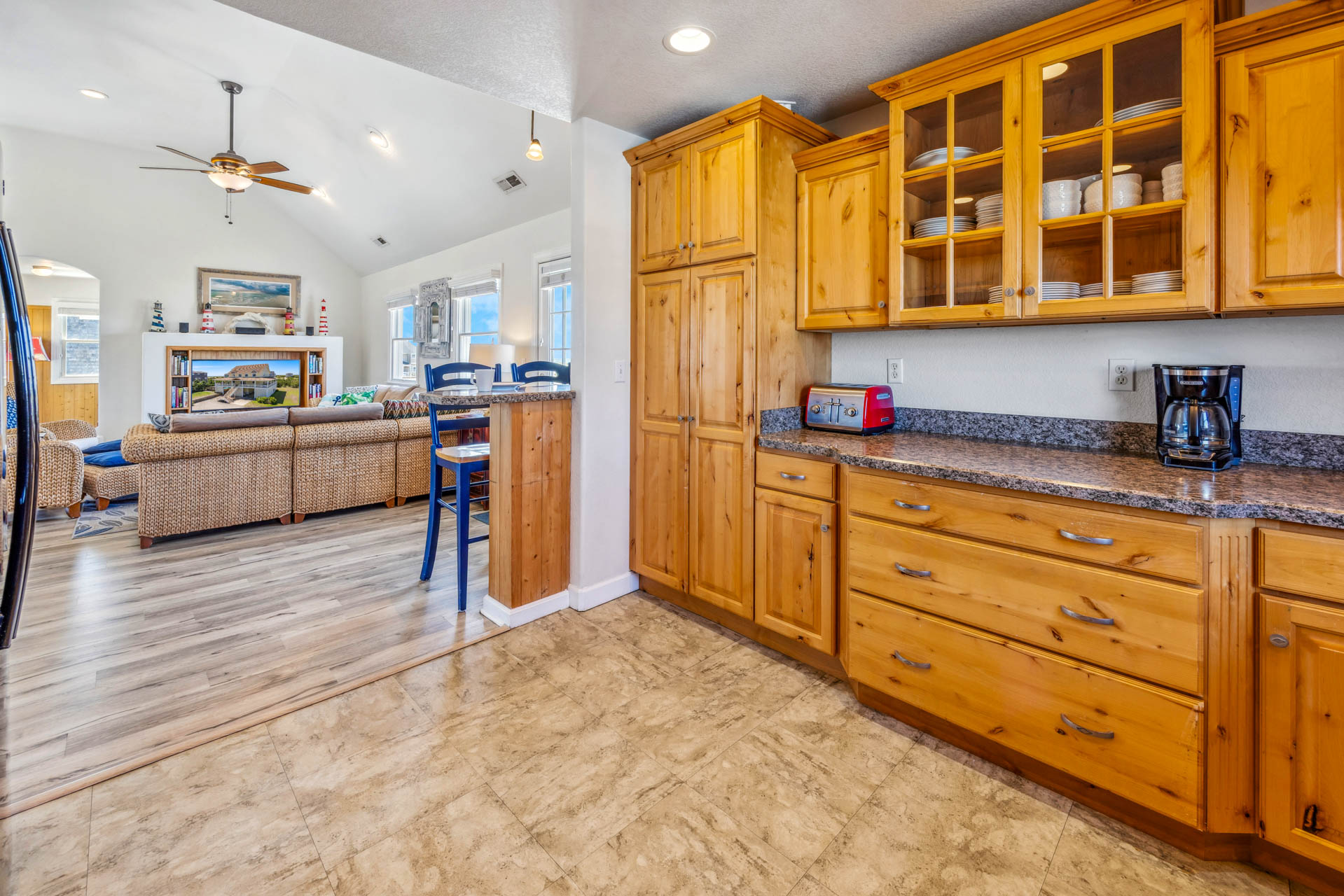 Surf Or Sound Realty 660 Beach Music Kitchen 4