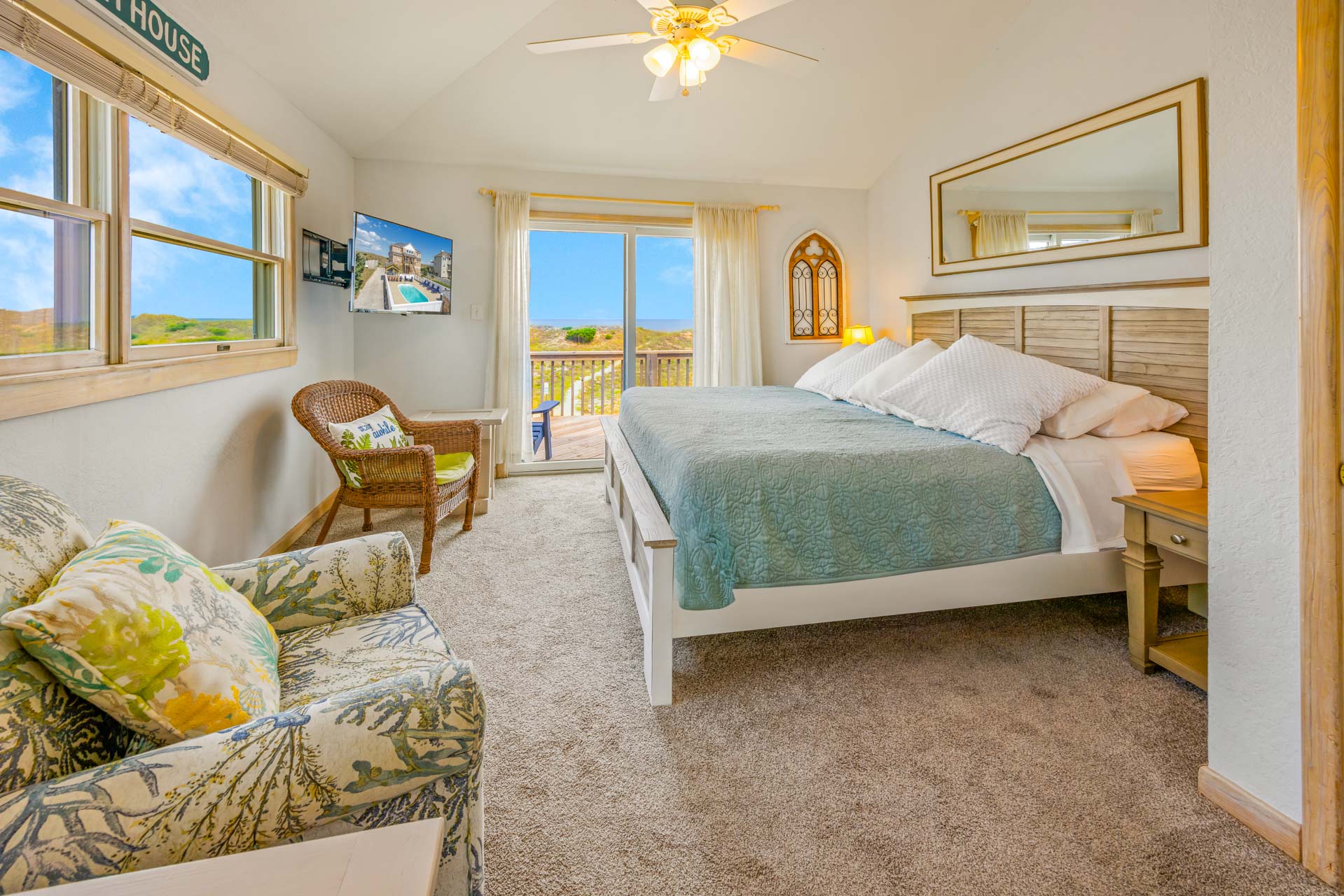 Surf Or Sound Realty 952 Hatteras Jack Bedroom 1 1