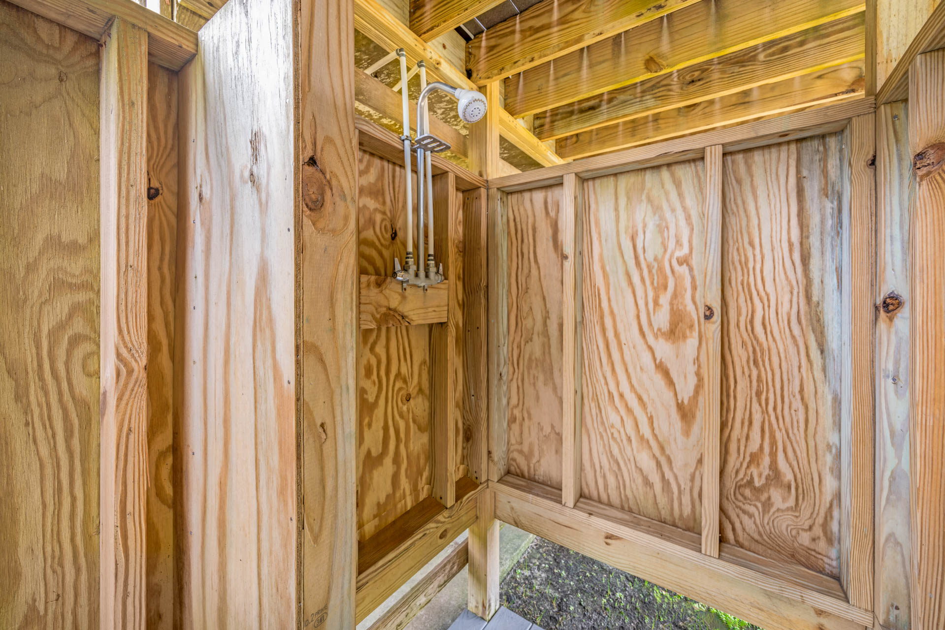 Surf Or Sound Realty 99 Serenity Outdoor Shower