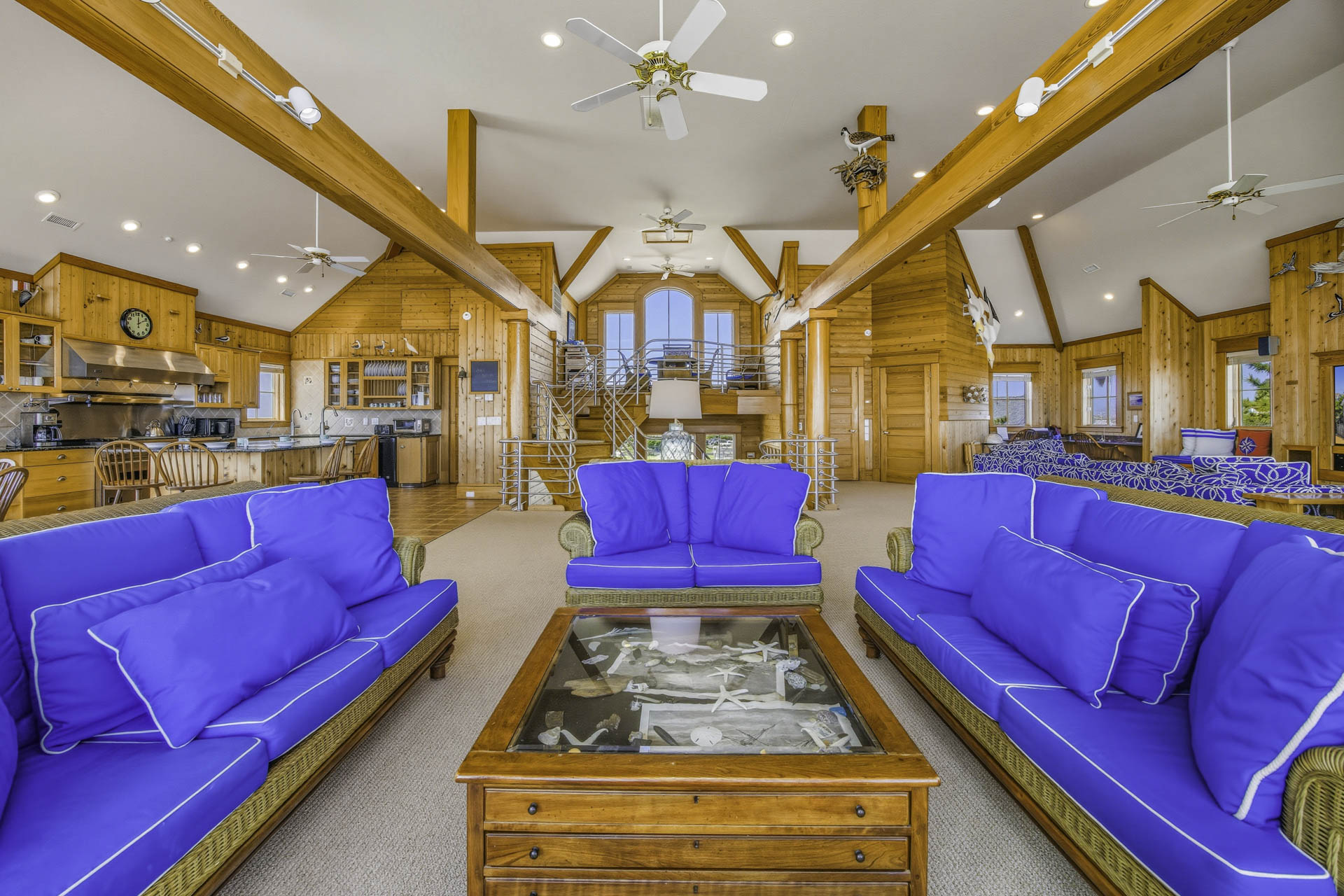 Surf Or Sound Realty 603 Seven Cousins Cottage Great Room 8