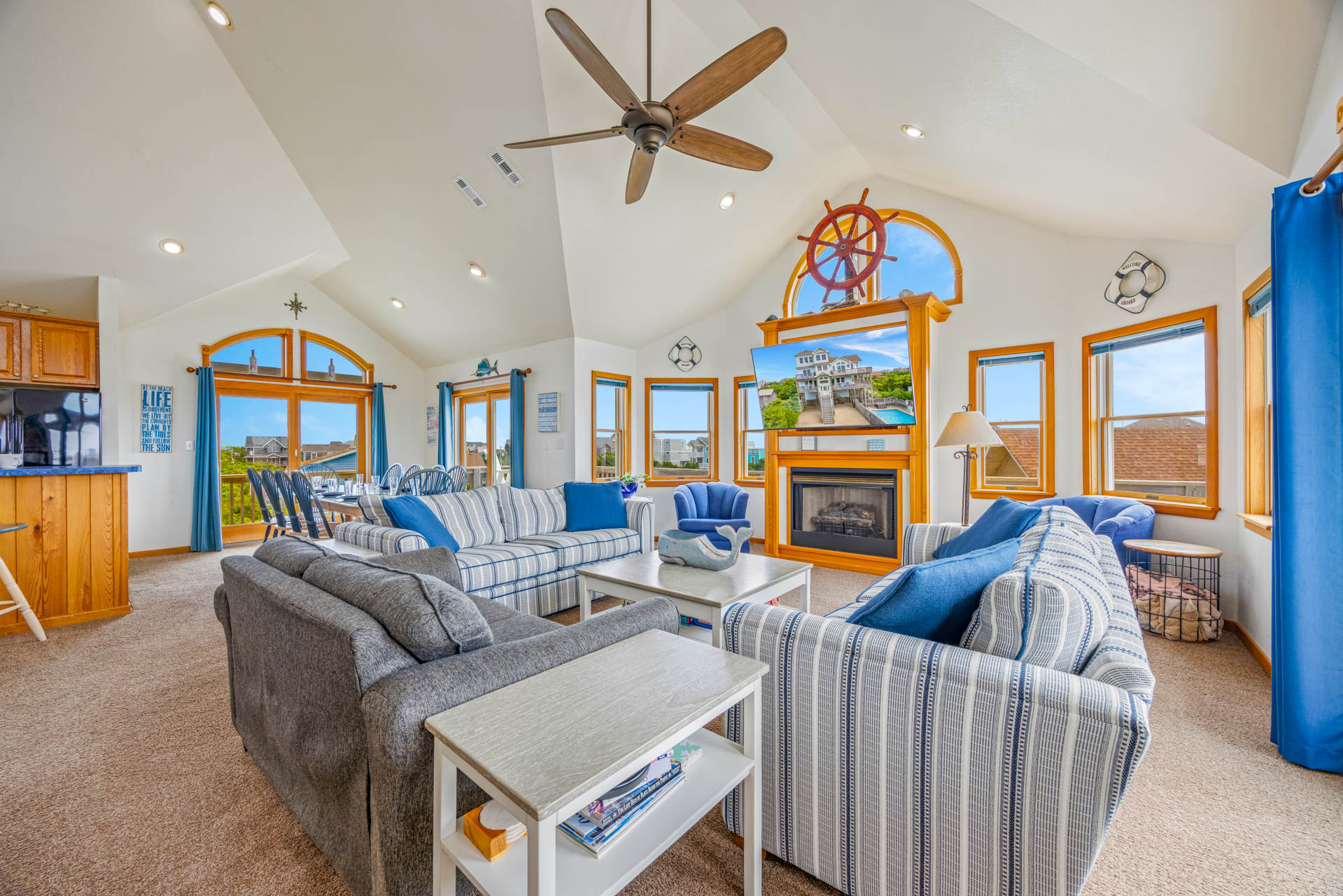 Surf Or Sound Realty 1260 Bangarang Beach House Great Room 1