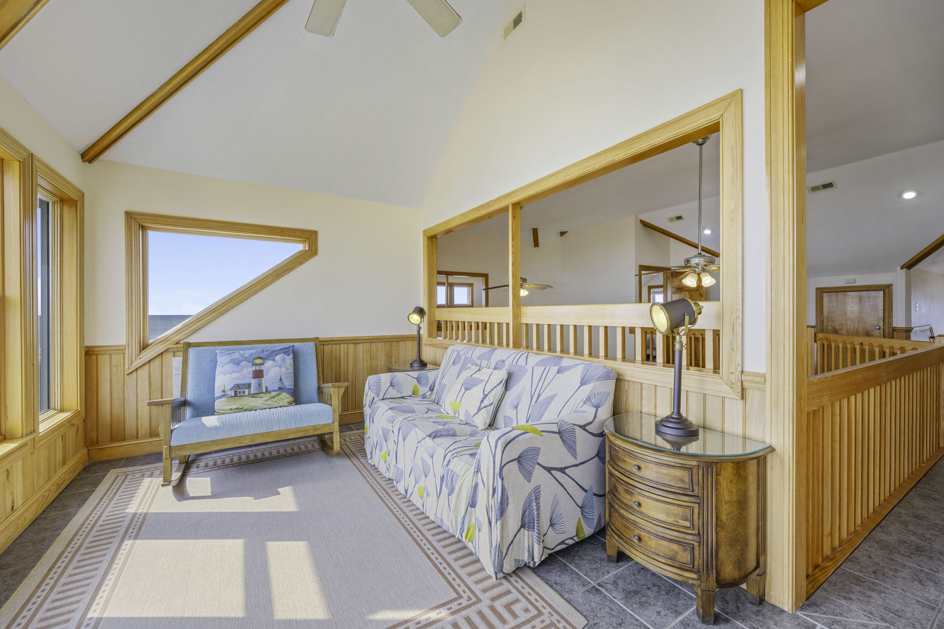 Surf Or Sound Realty 368 Sea Whisper Loft 2